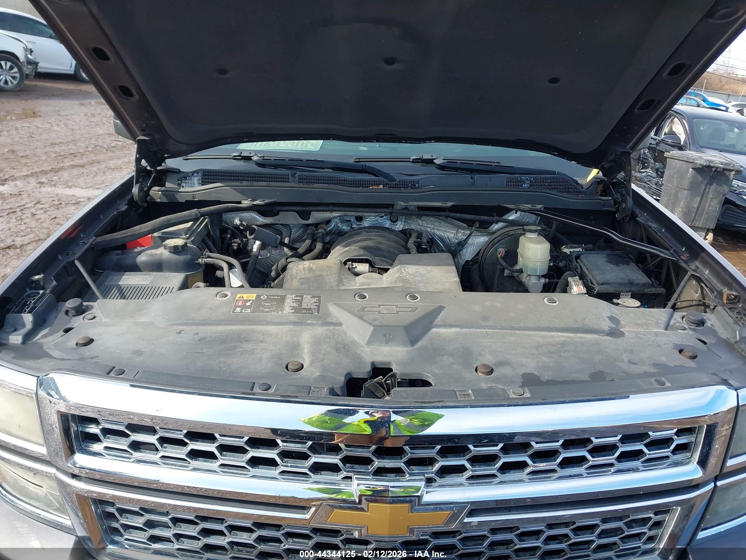CHEVROLET SILVERADO image 10