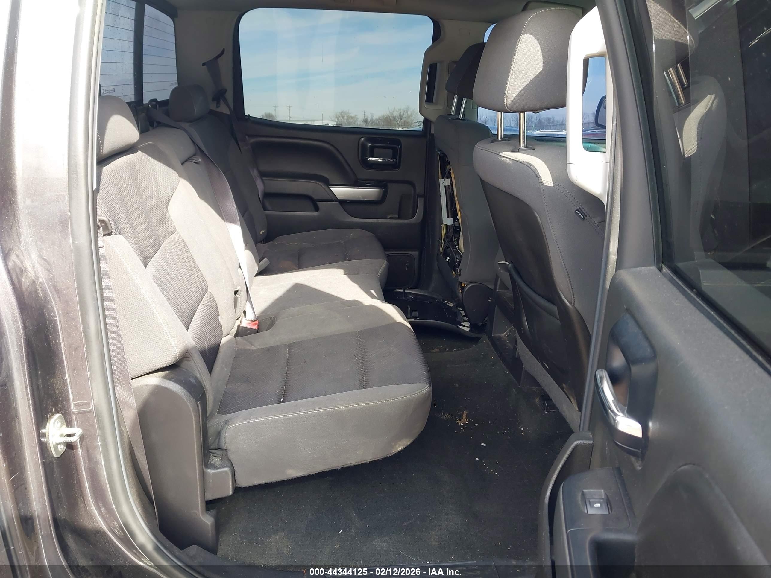 CHEVROLET SILVERADO image 8