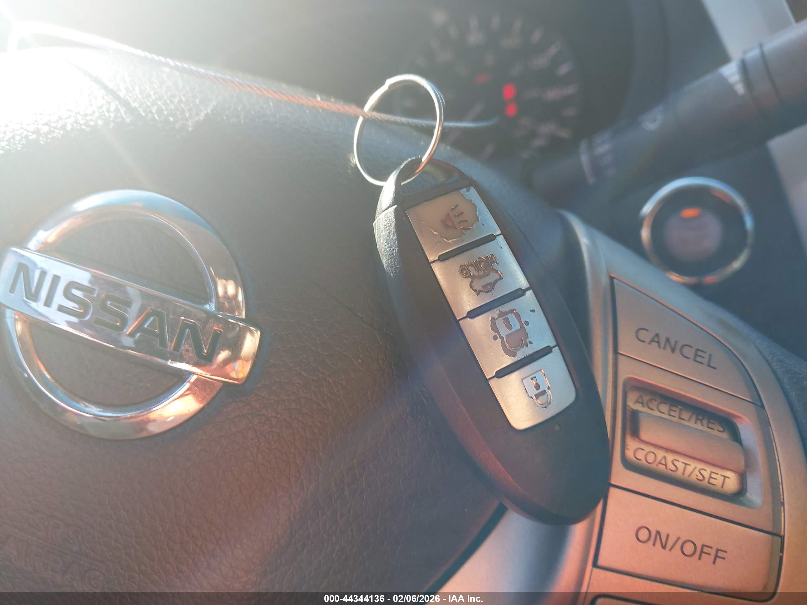 NISSAN ALTIMA image 11