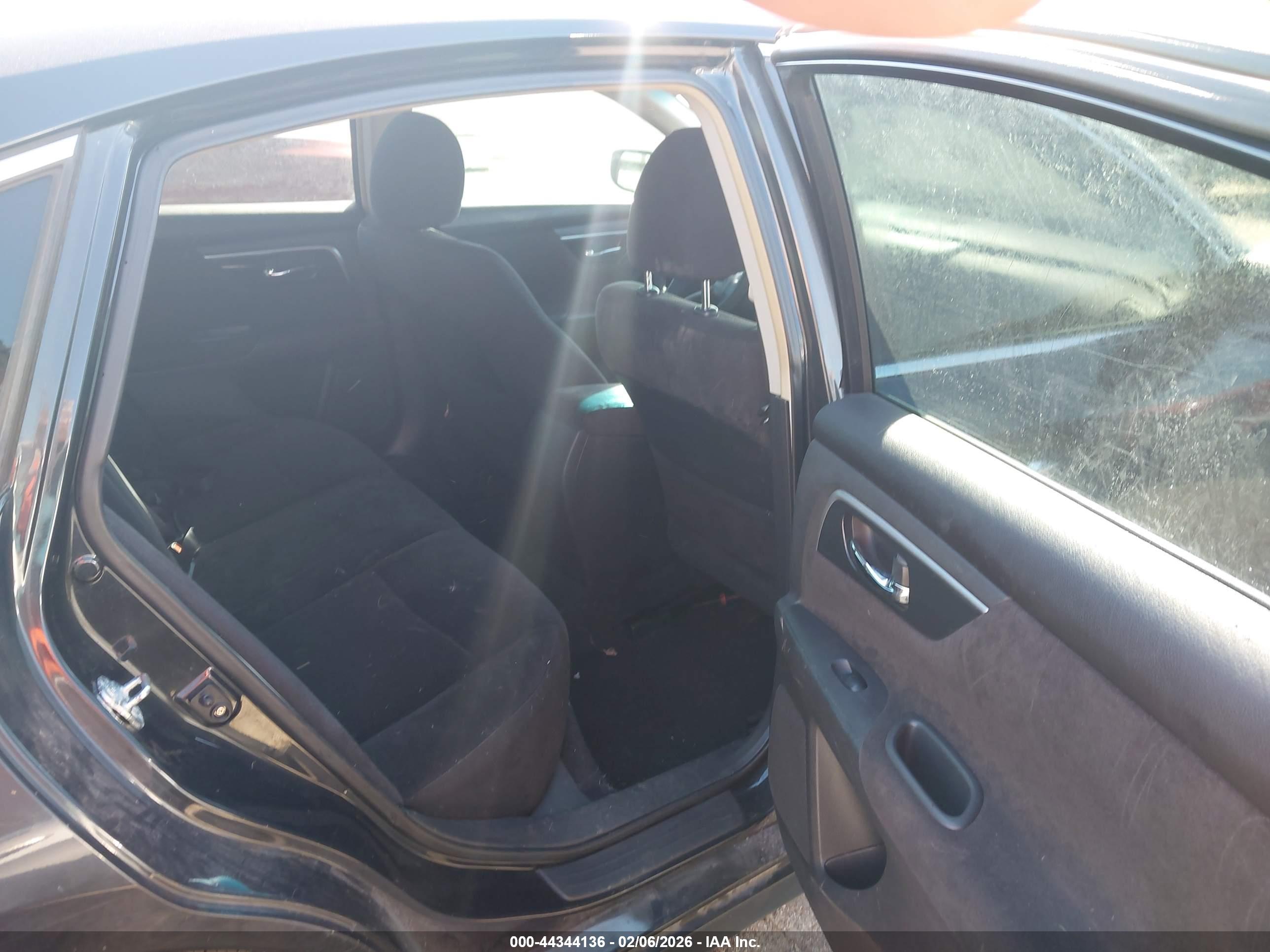 NISSAN ALTIMA image 8