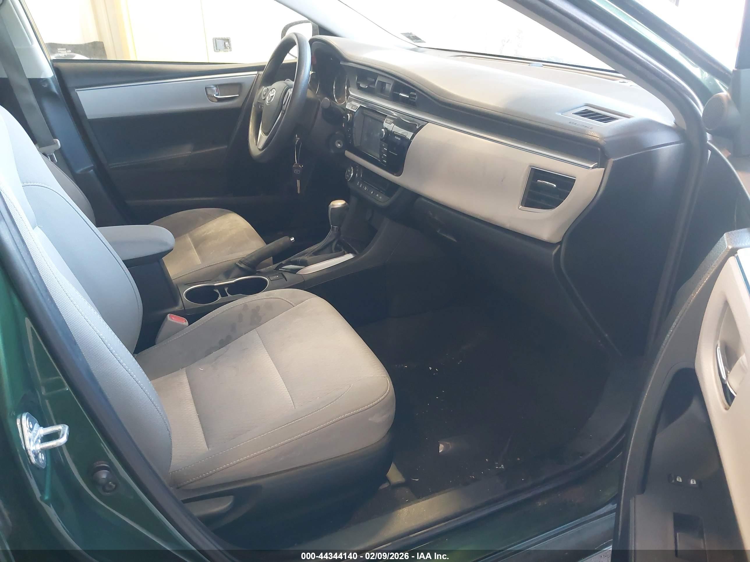 TOYOTA COROLLA image 5