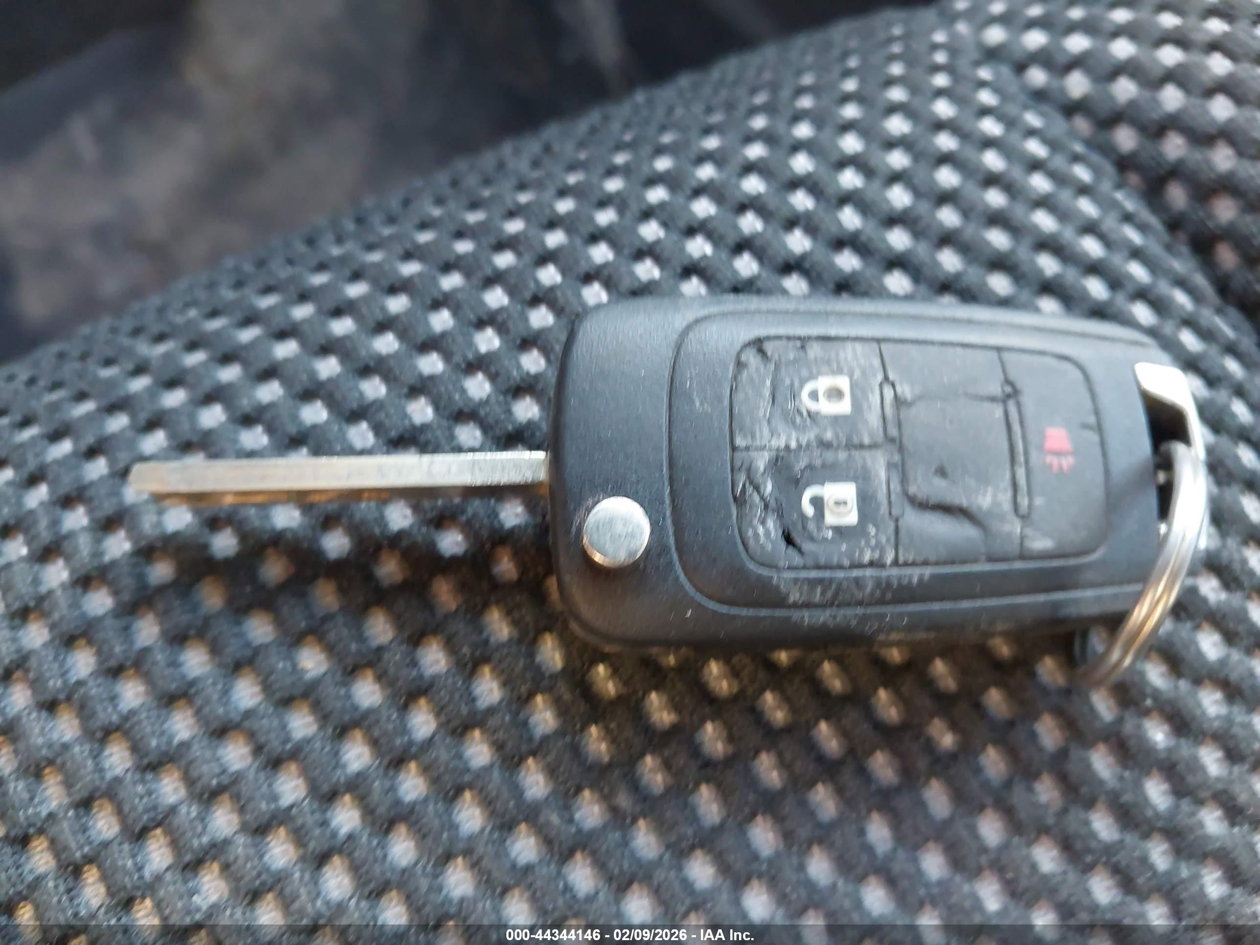 CHEVROLET EQUINOX image 11
