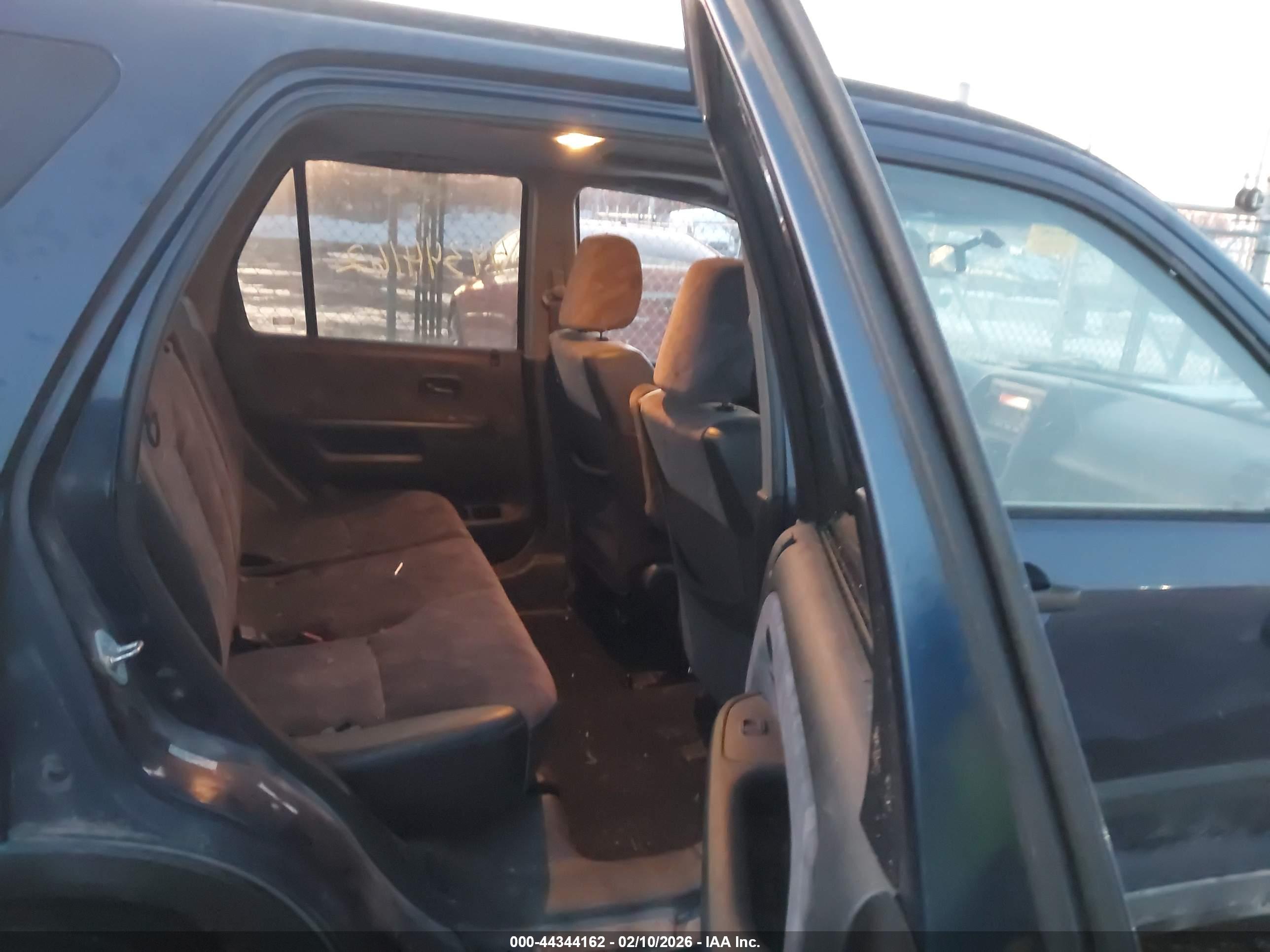 HONDA CR-V image 8