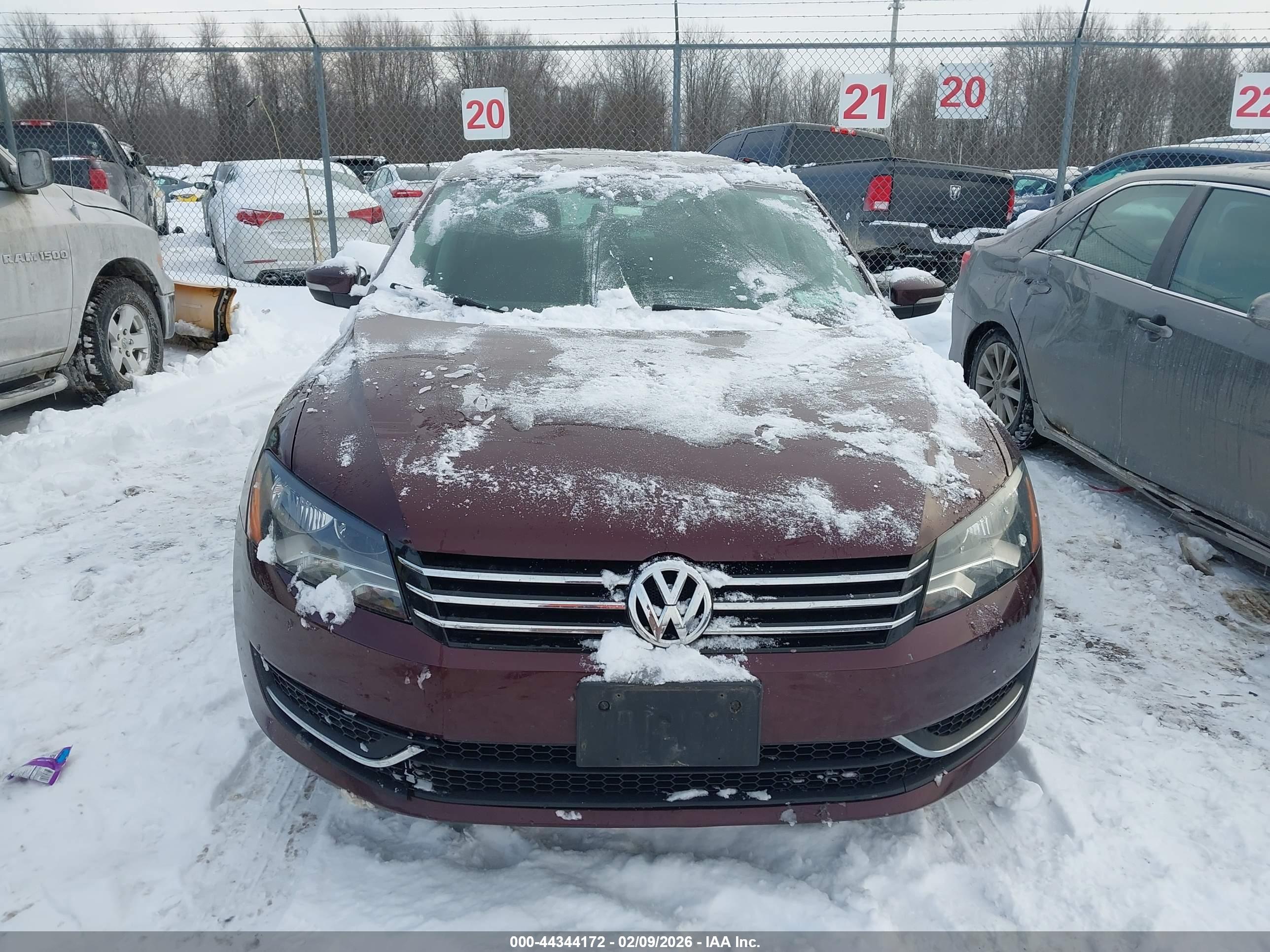 VOLKSWAGEN PASSAT image 6