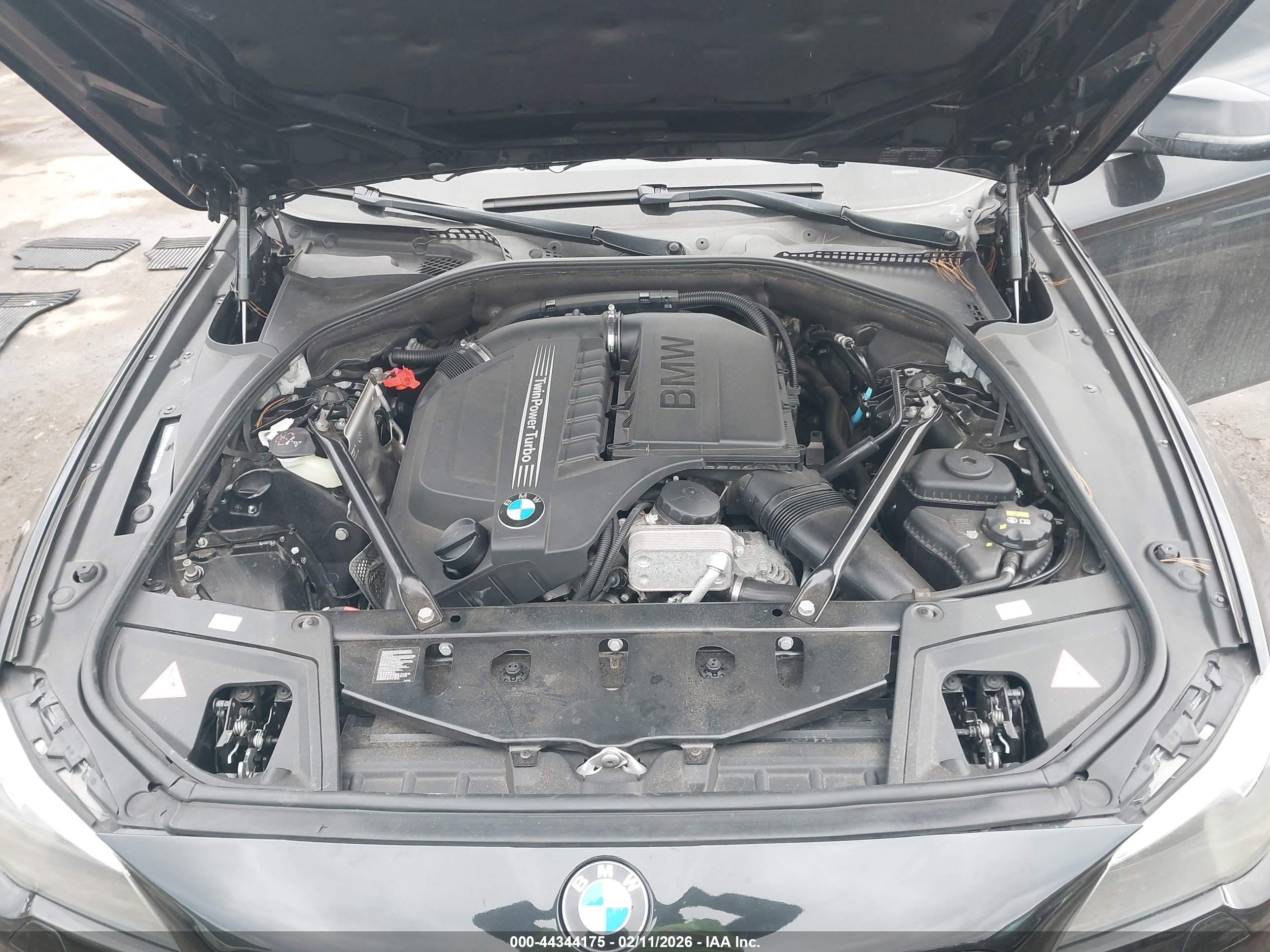 BMW 535I image 10