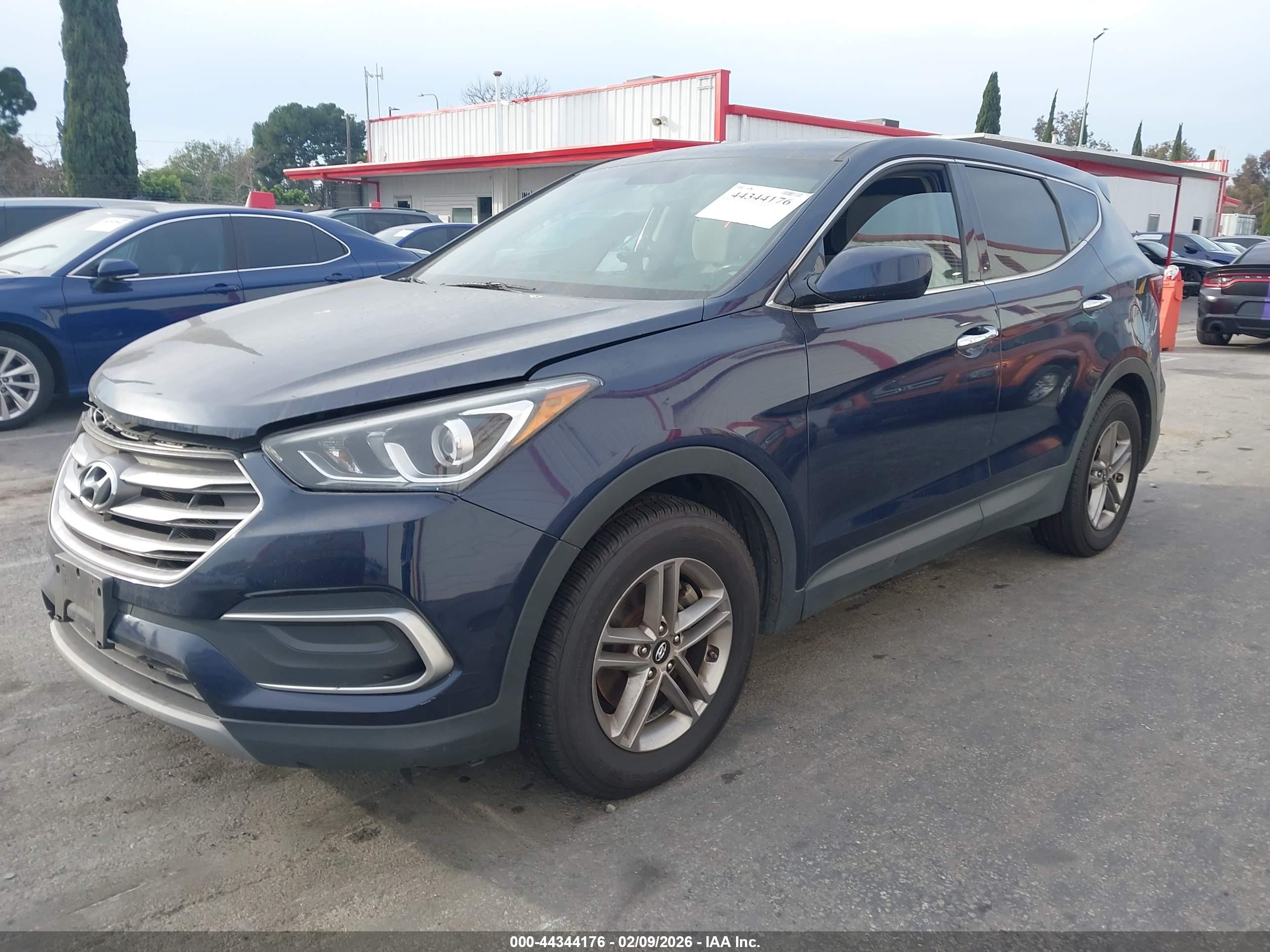 HYUNDAI SANTA image 2