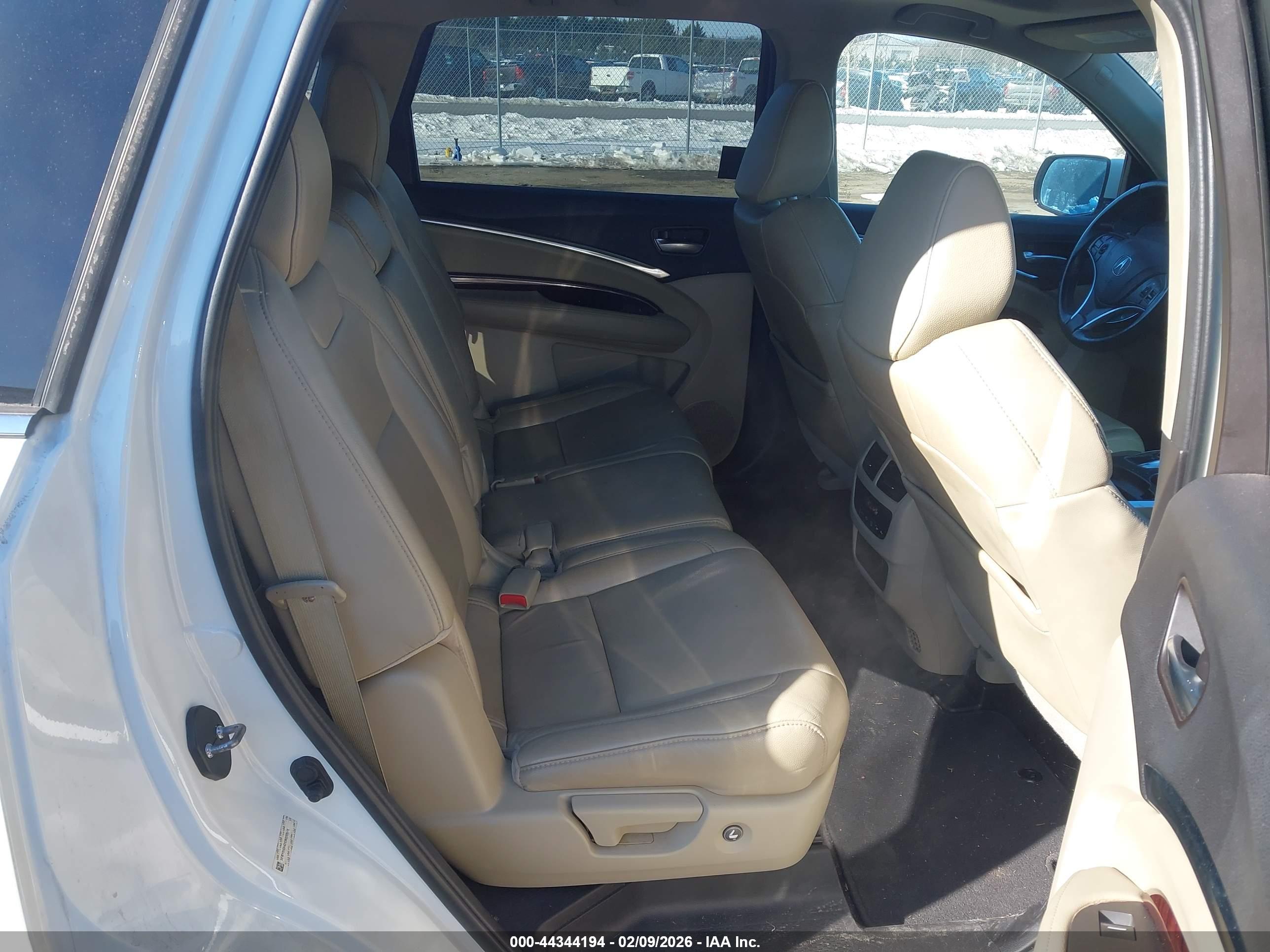 ACURA MDX image 8