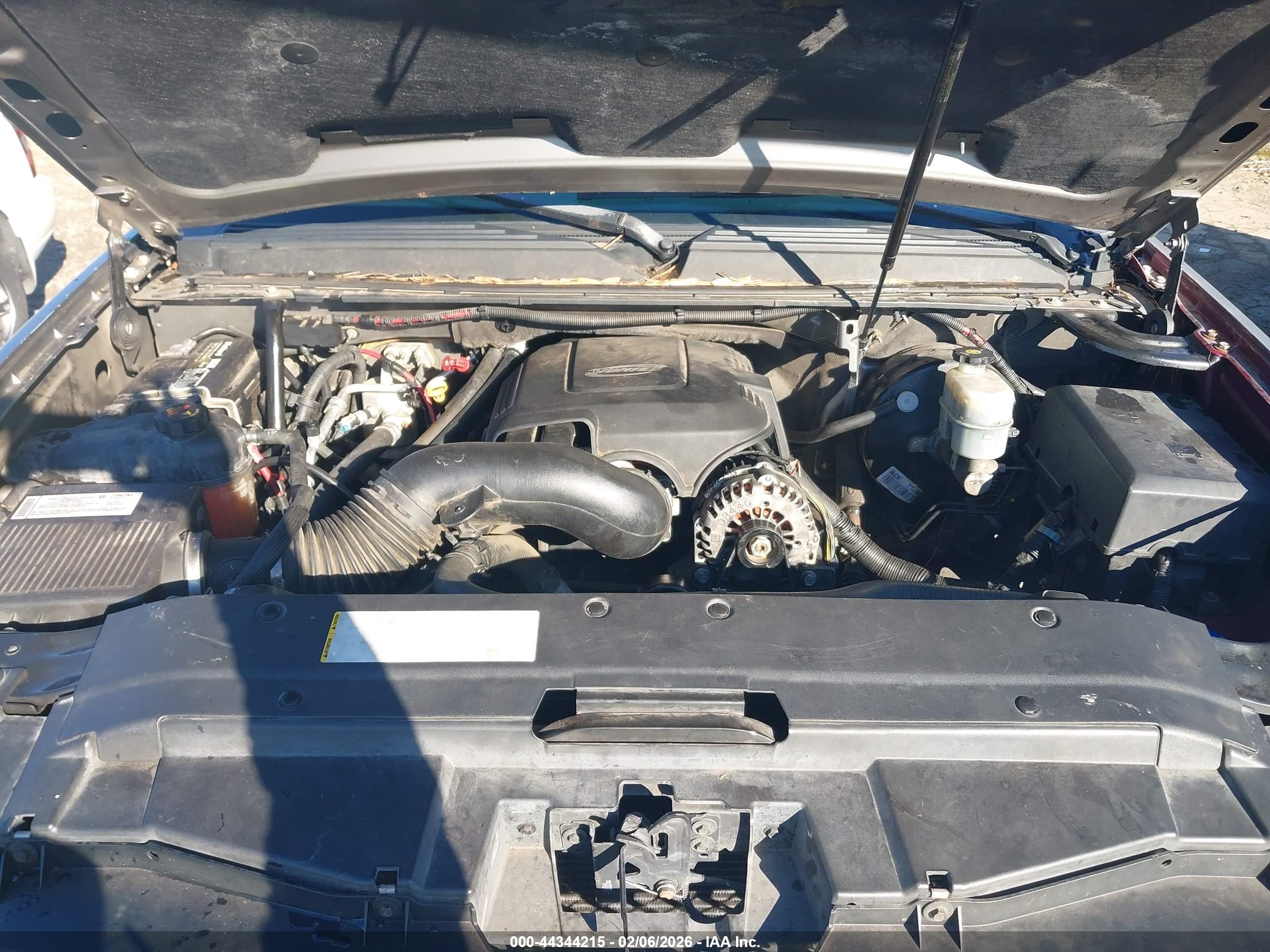 CHEVROLET SUBURBAN image 10