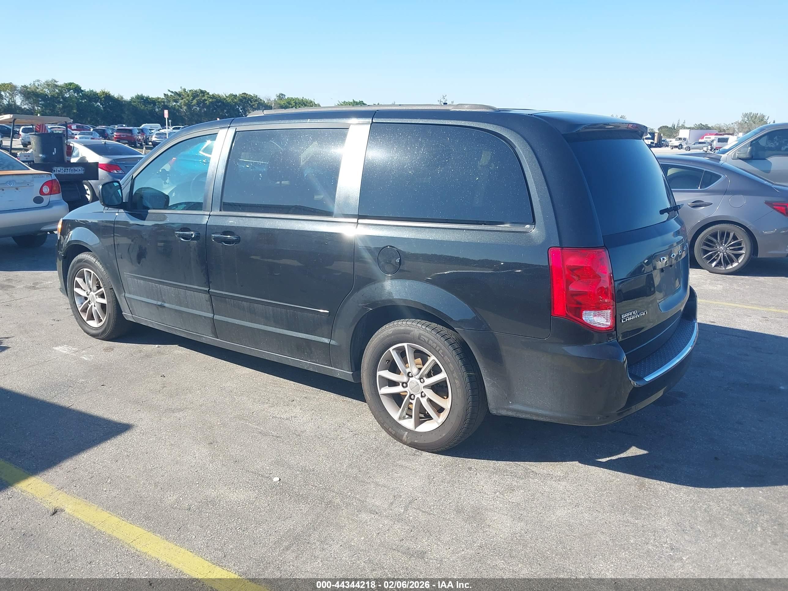 DODGE GRAND image 3
