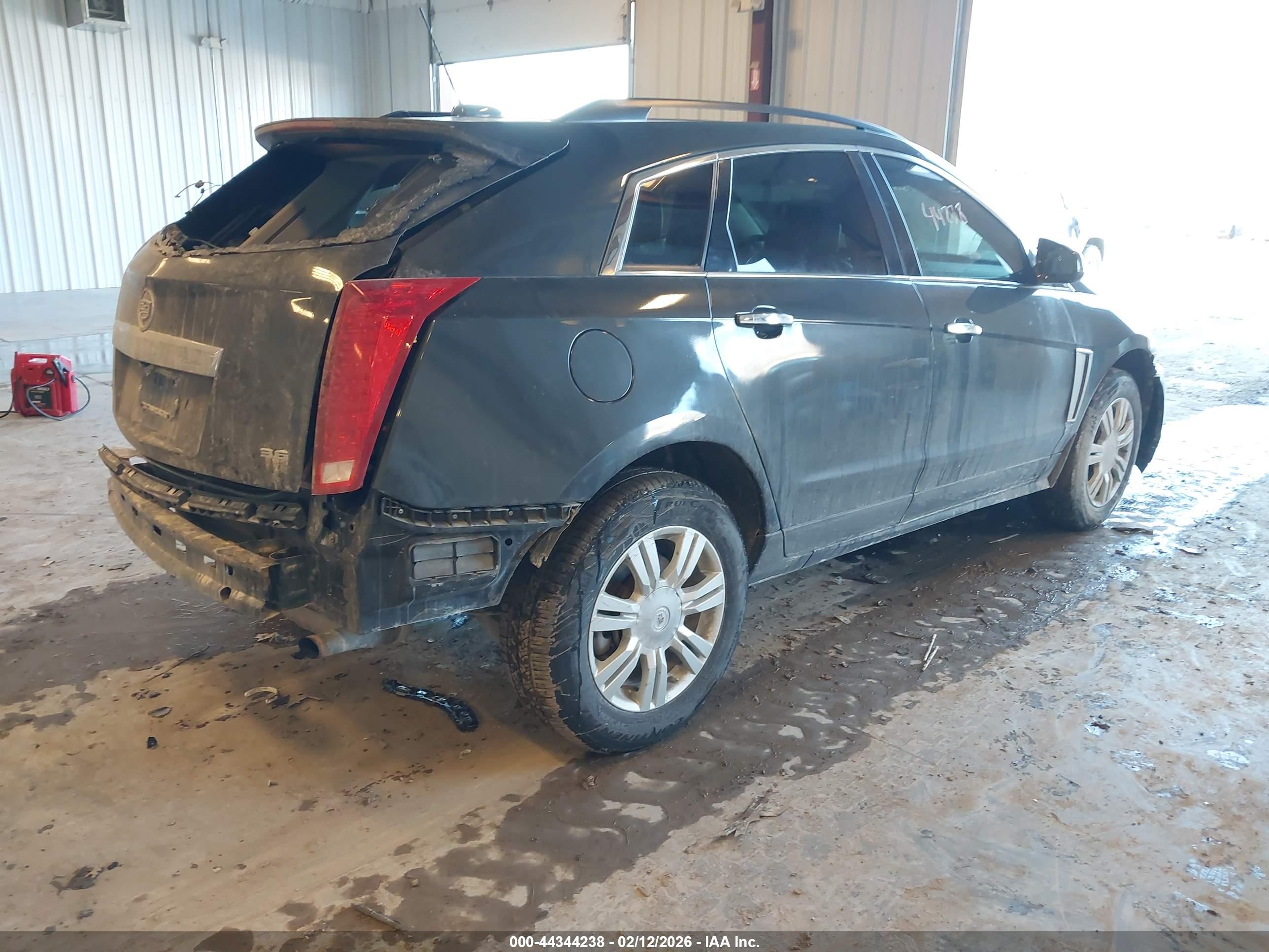 CADILLAC SRX image 4