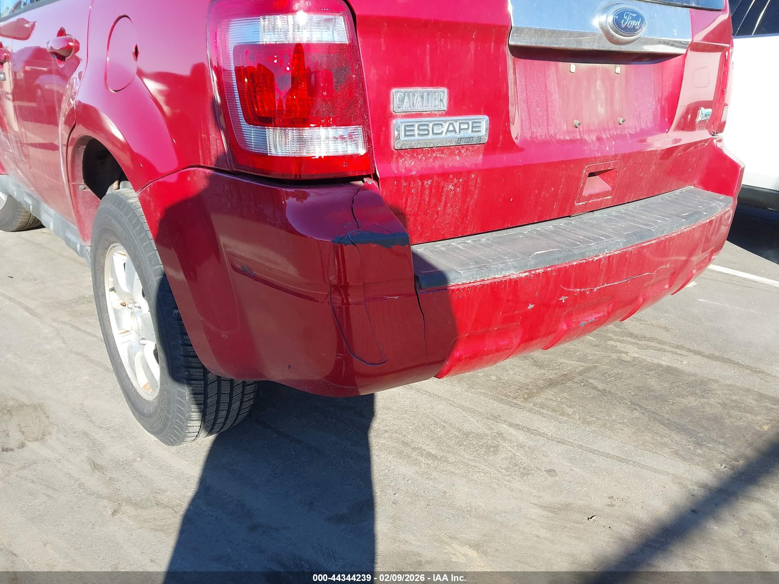 FORD ESCAPE image 6