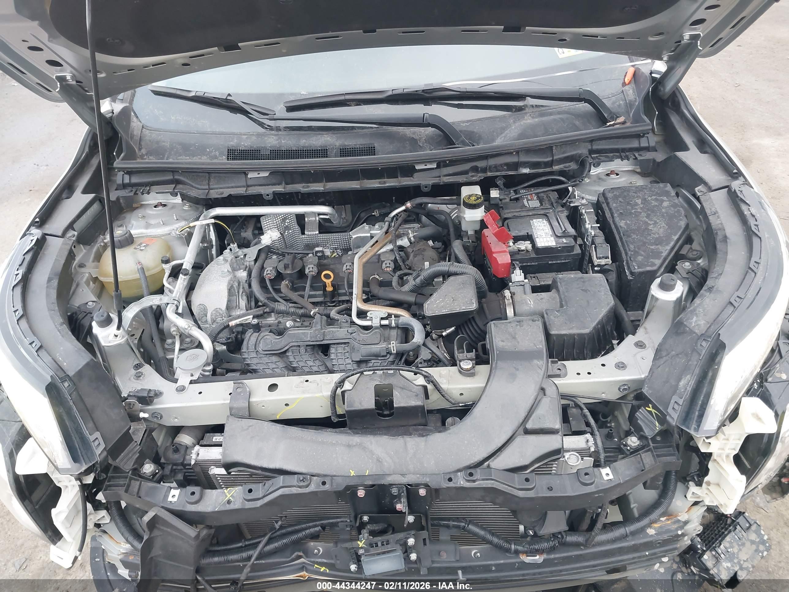 MITSUBISHI OUTLANDER image 10