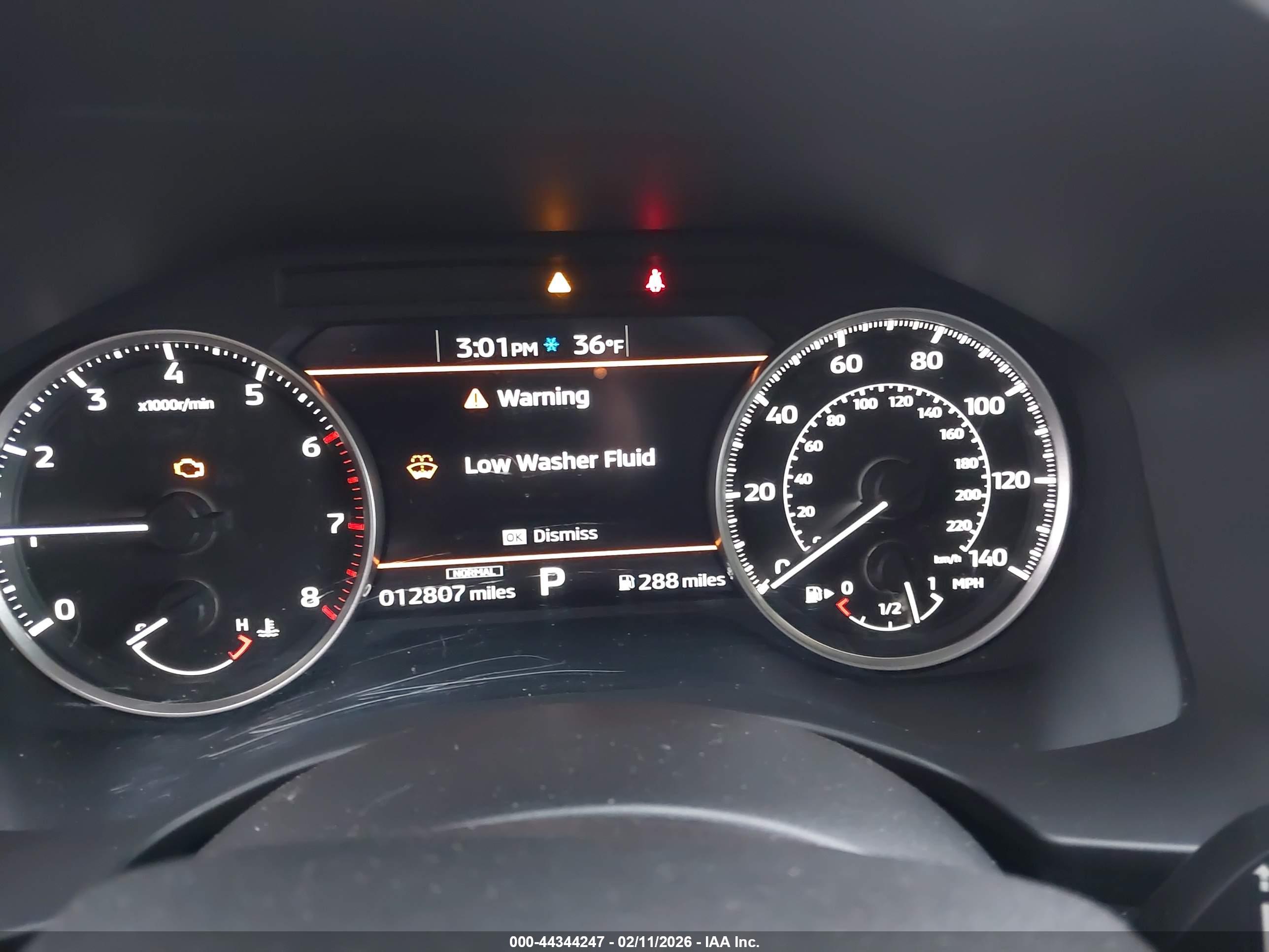 MITSUBISHI OUTLANDER image 7