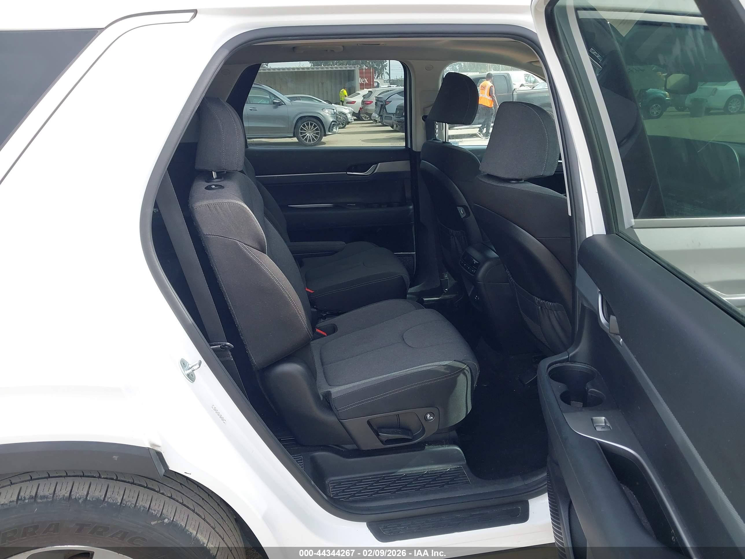 HYUNDAI PALISADE image 8