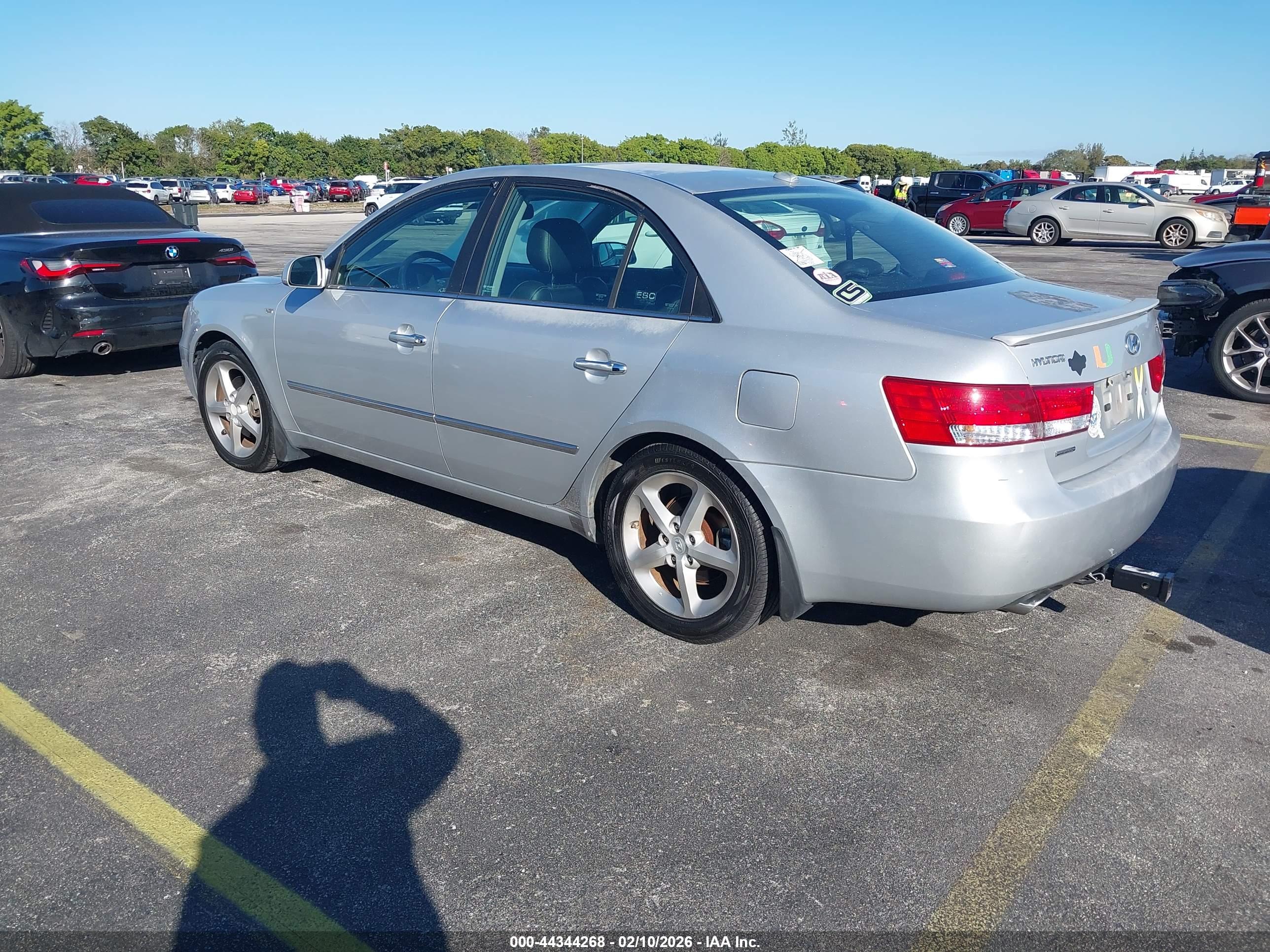 HYUNDAI SONATA image 3