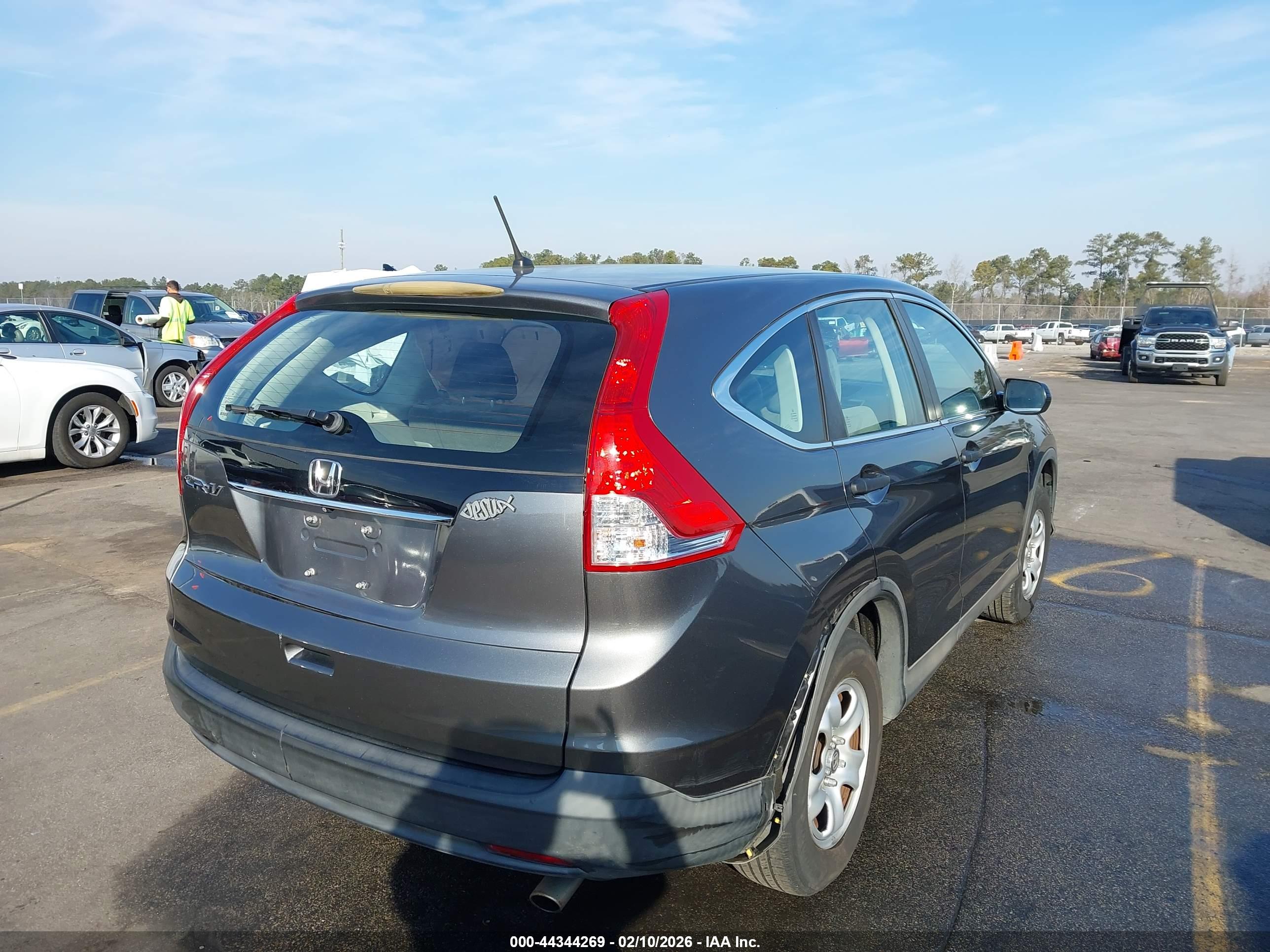 HONDA CR-V image 4