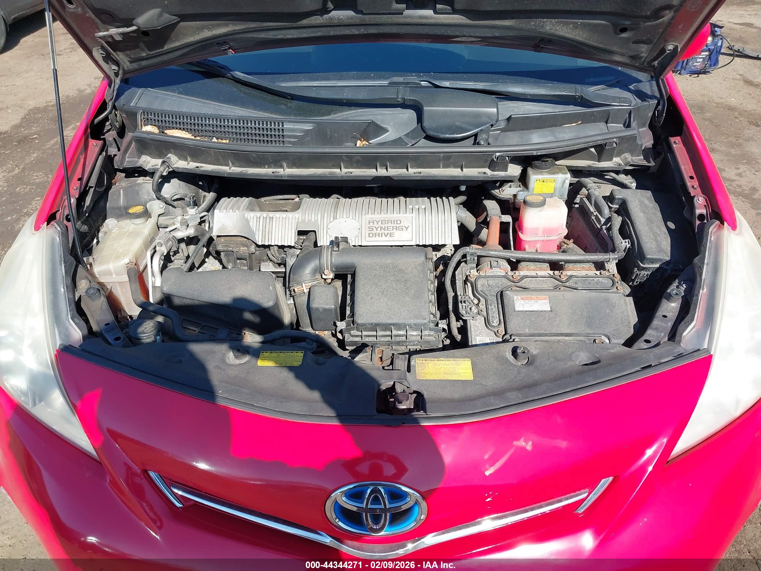 TOYOTA PRIUS image 10