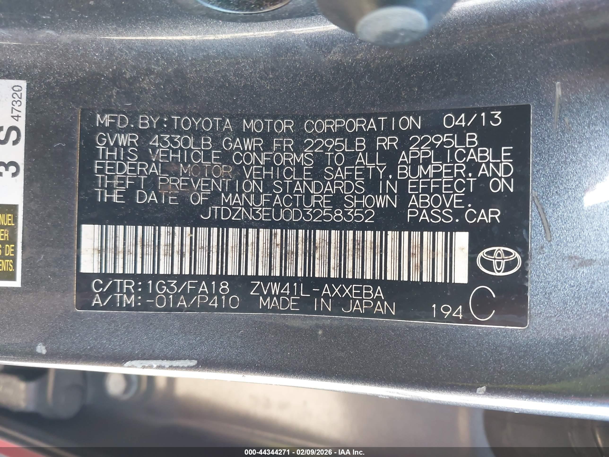 TOYOTA PRIUS image 9