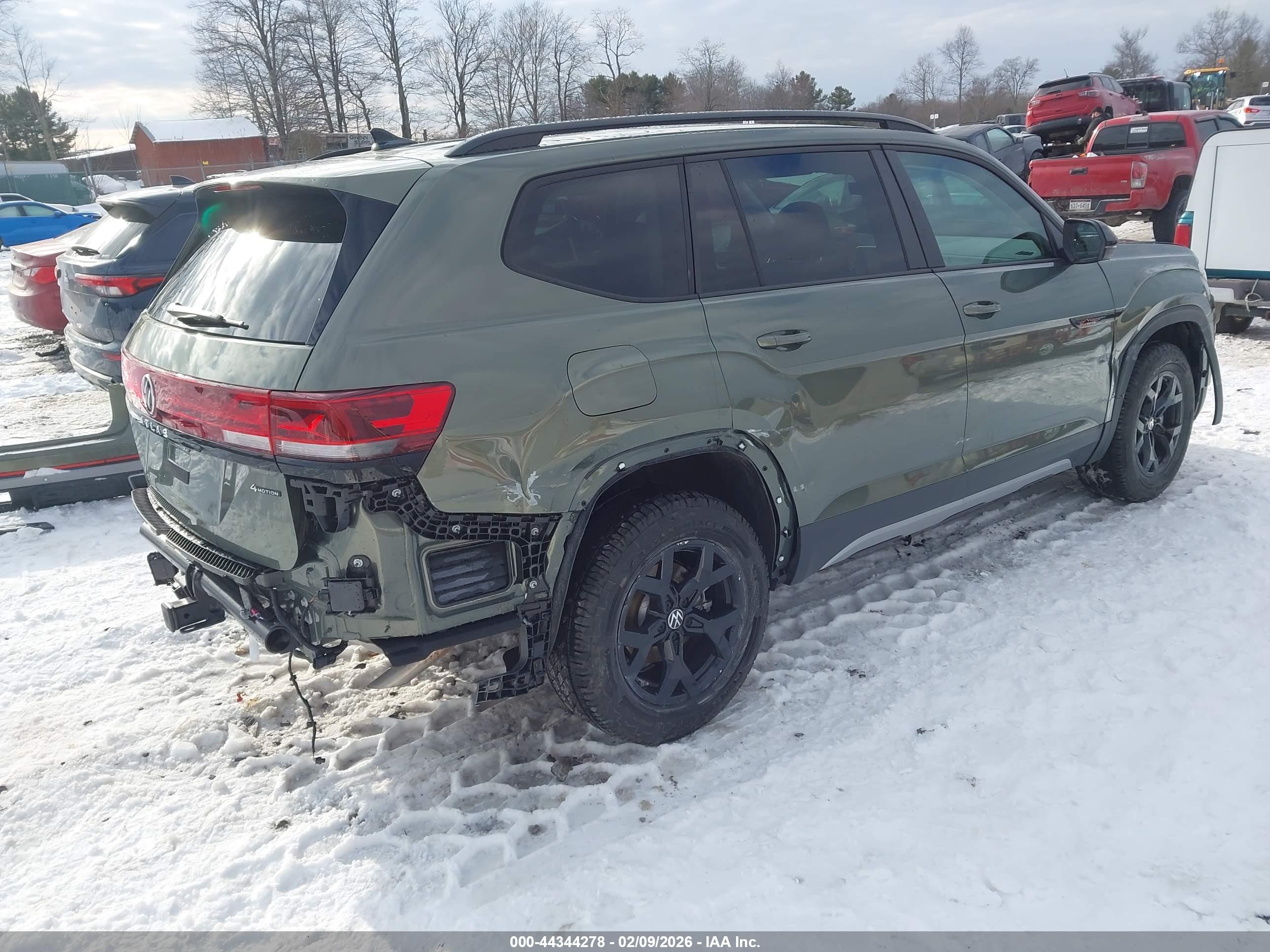 VOLKSWAGEN ATLAS image 4