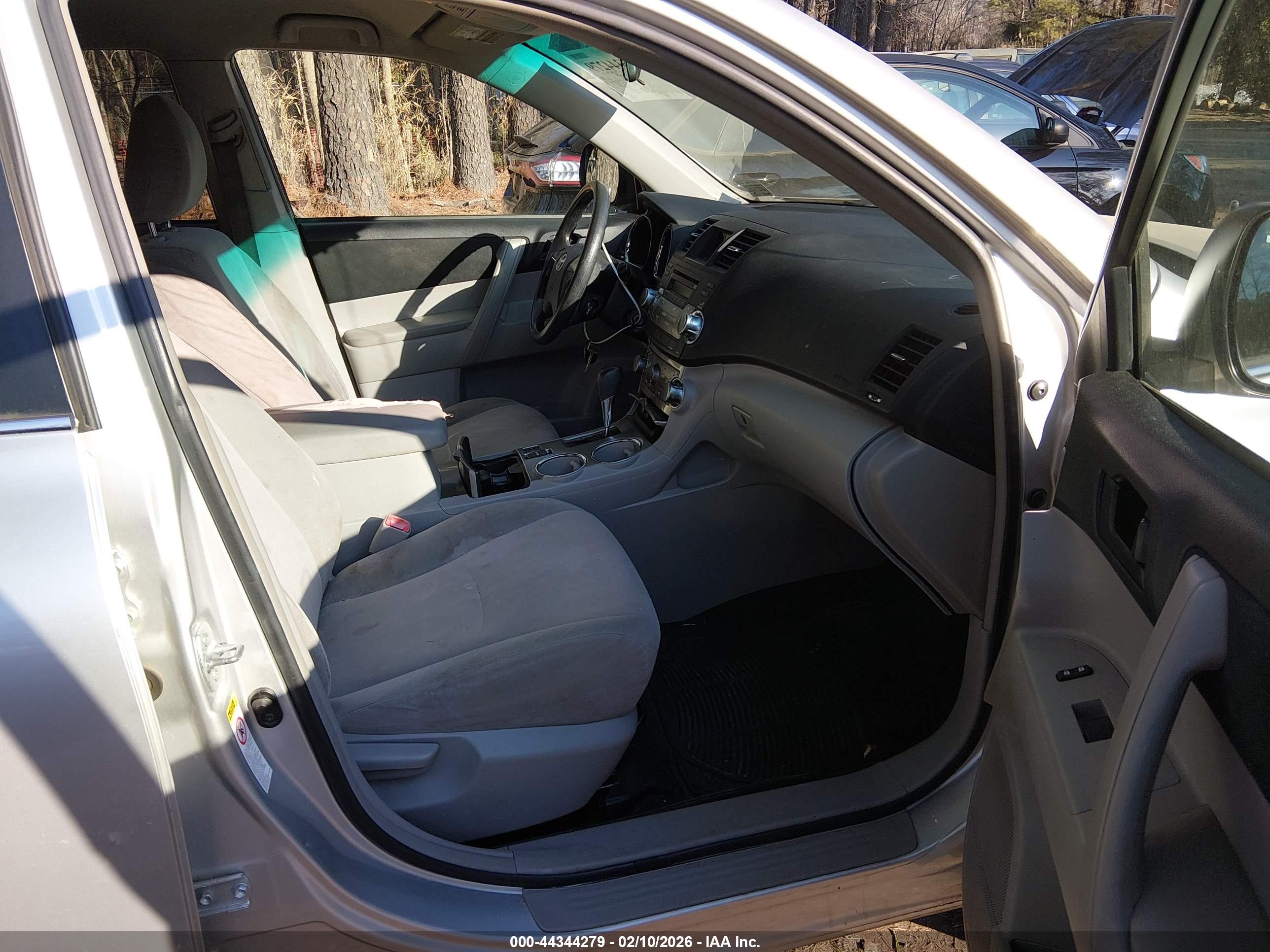 TOYOTA HIGHLANDER image 5