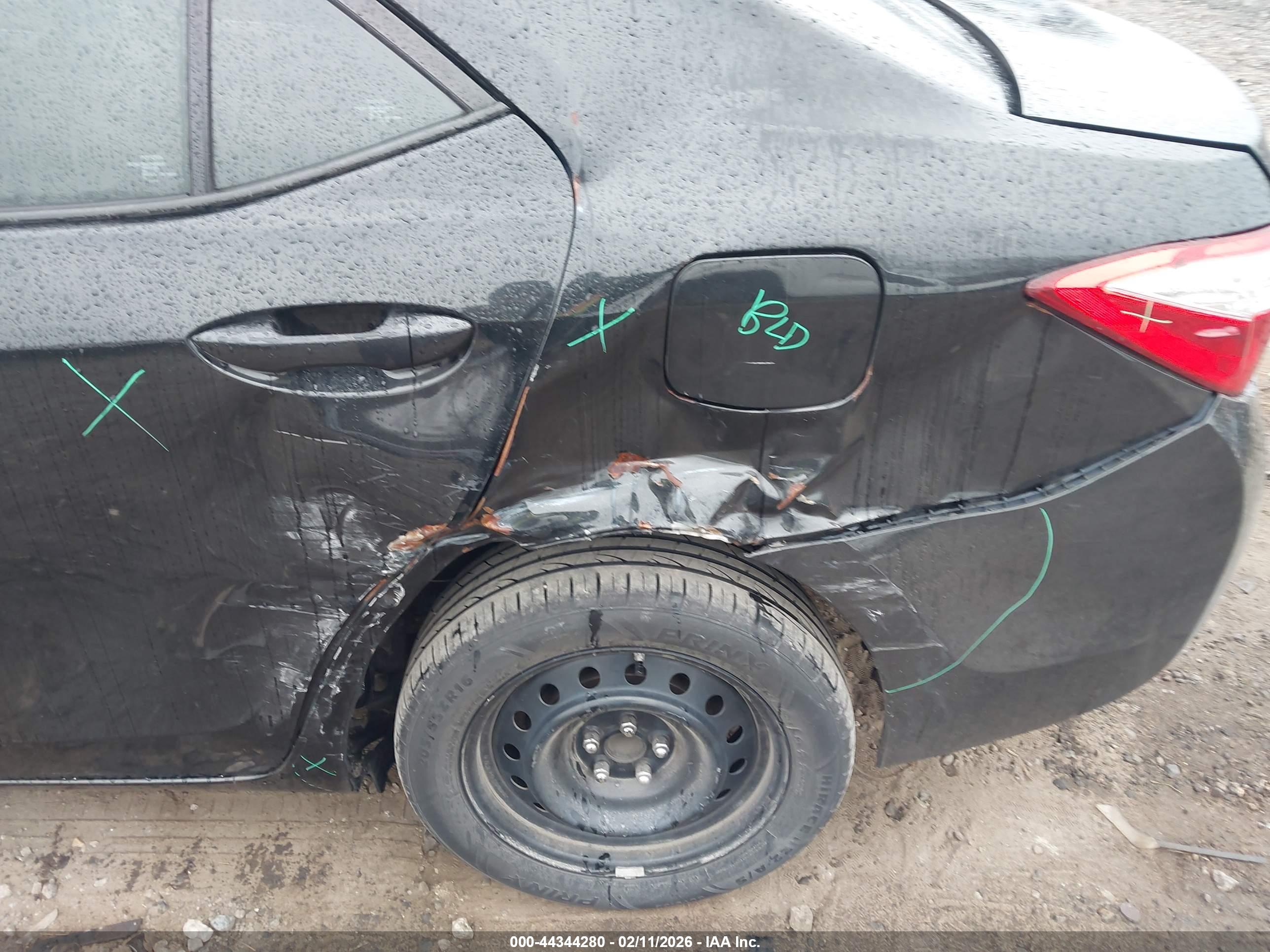 TOYOTA COROLLA image 6