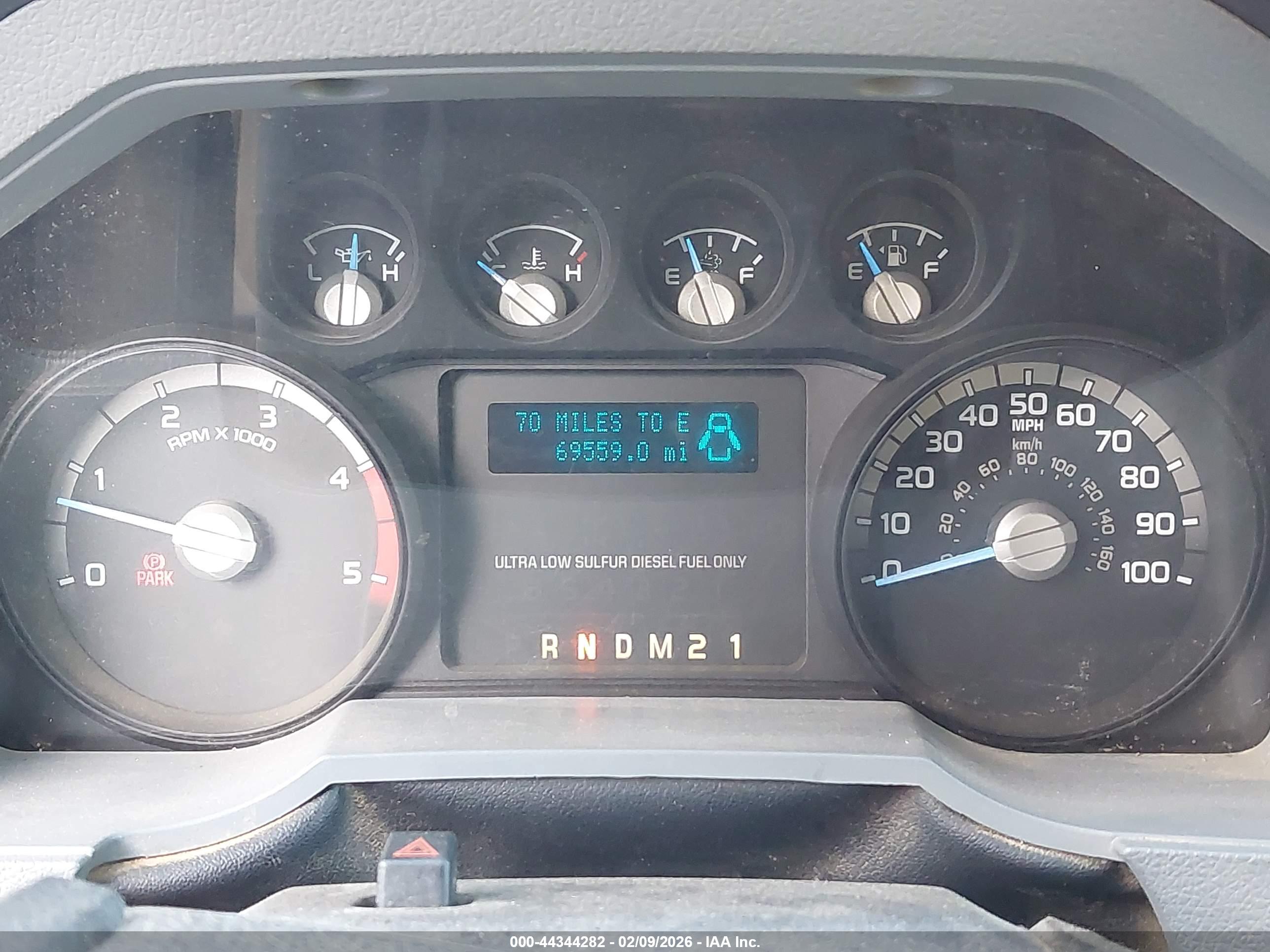 FORD F-750 image 6