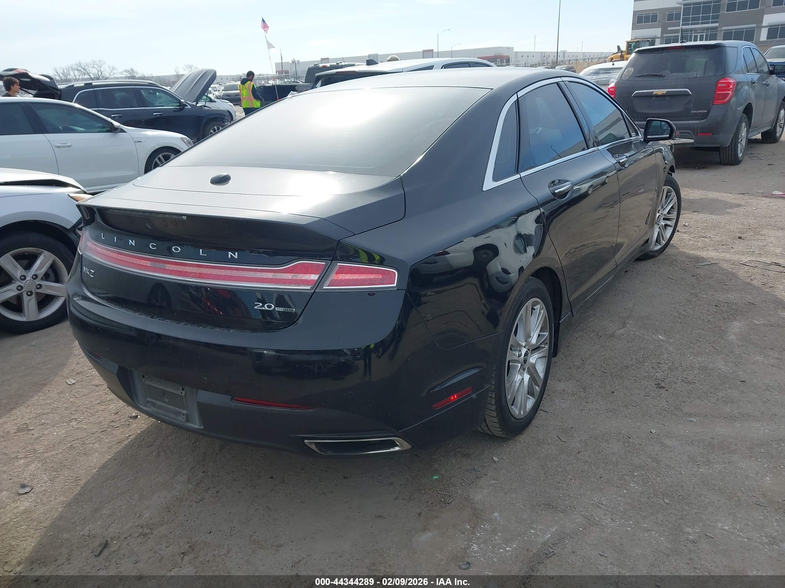 LINCOLN MKZ image 4