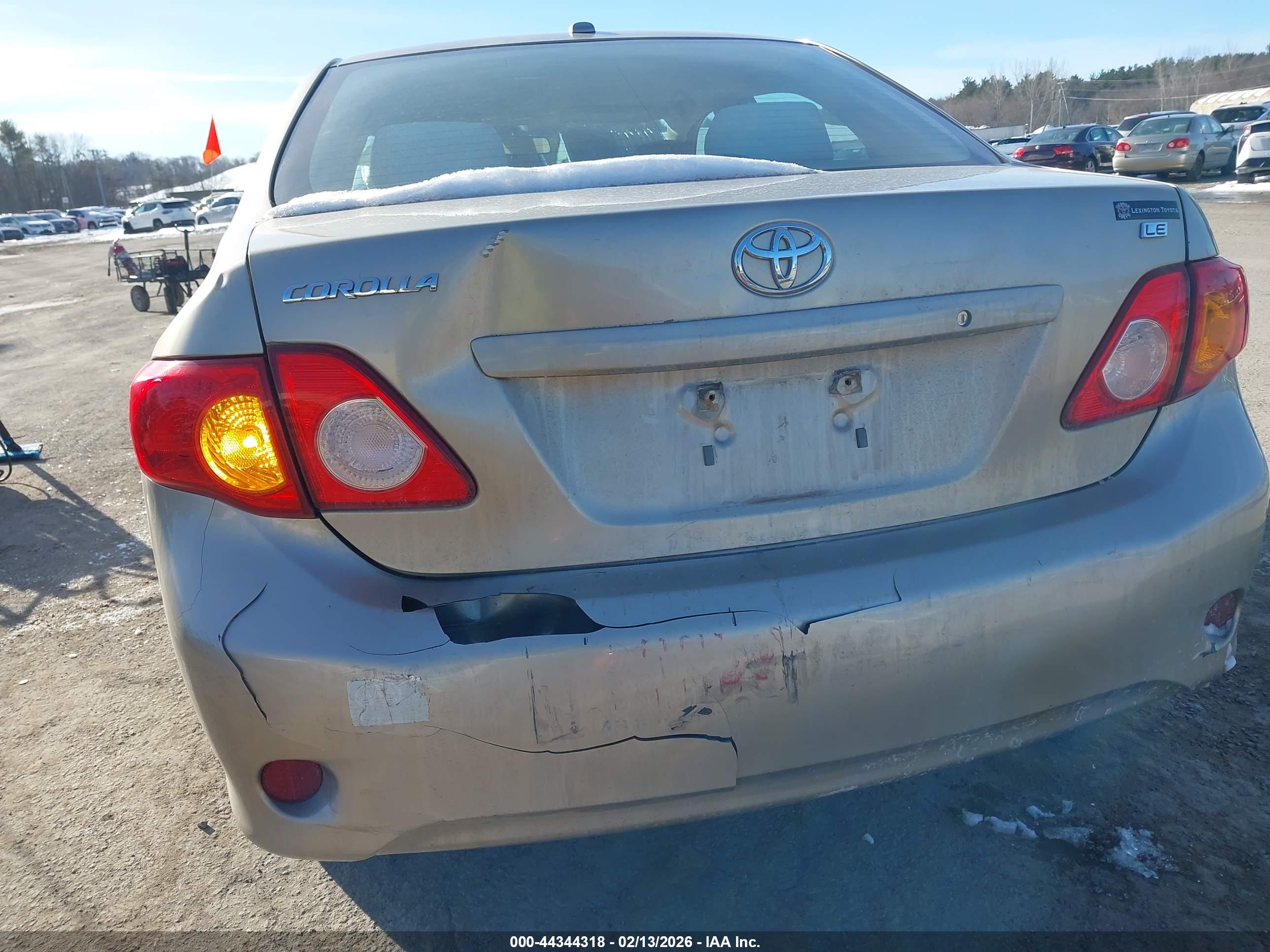 TOYOTA COROLLA image 6