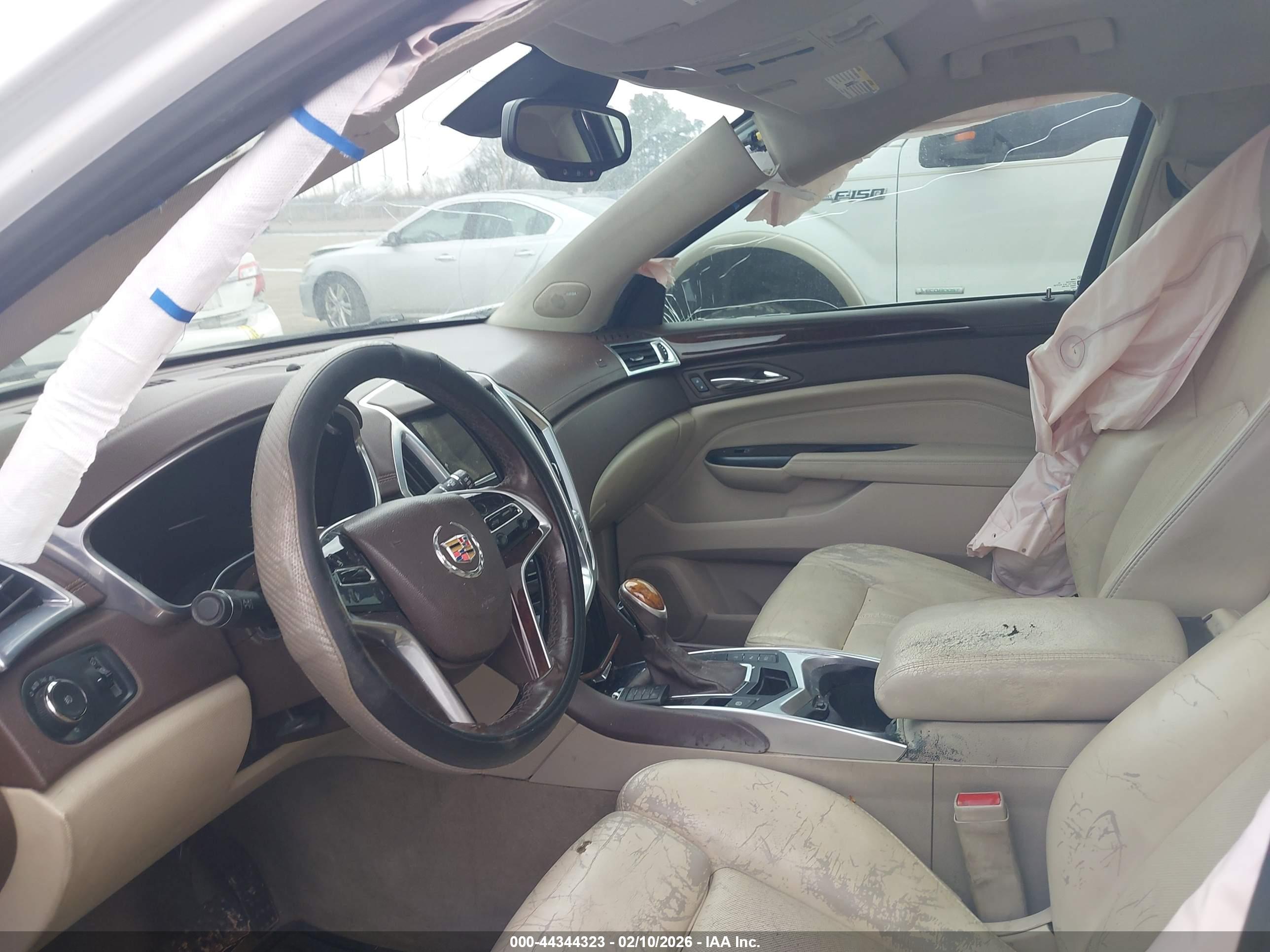 CADILLAC SRX image 5
