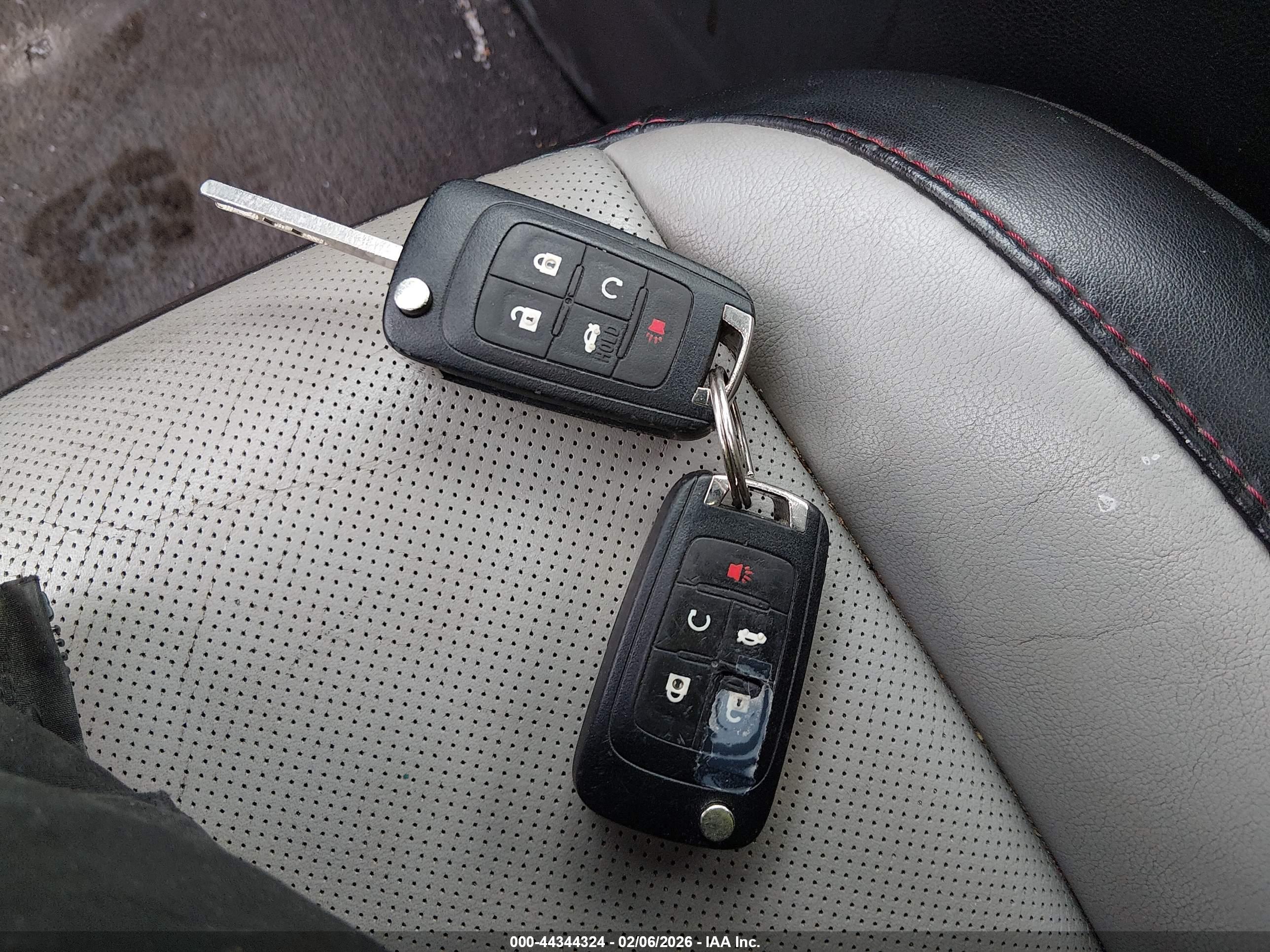 GMC TERRAIN image 11