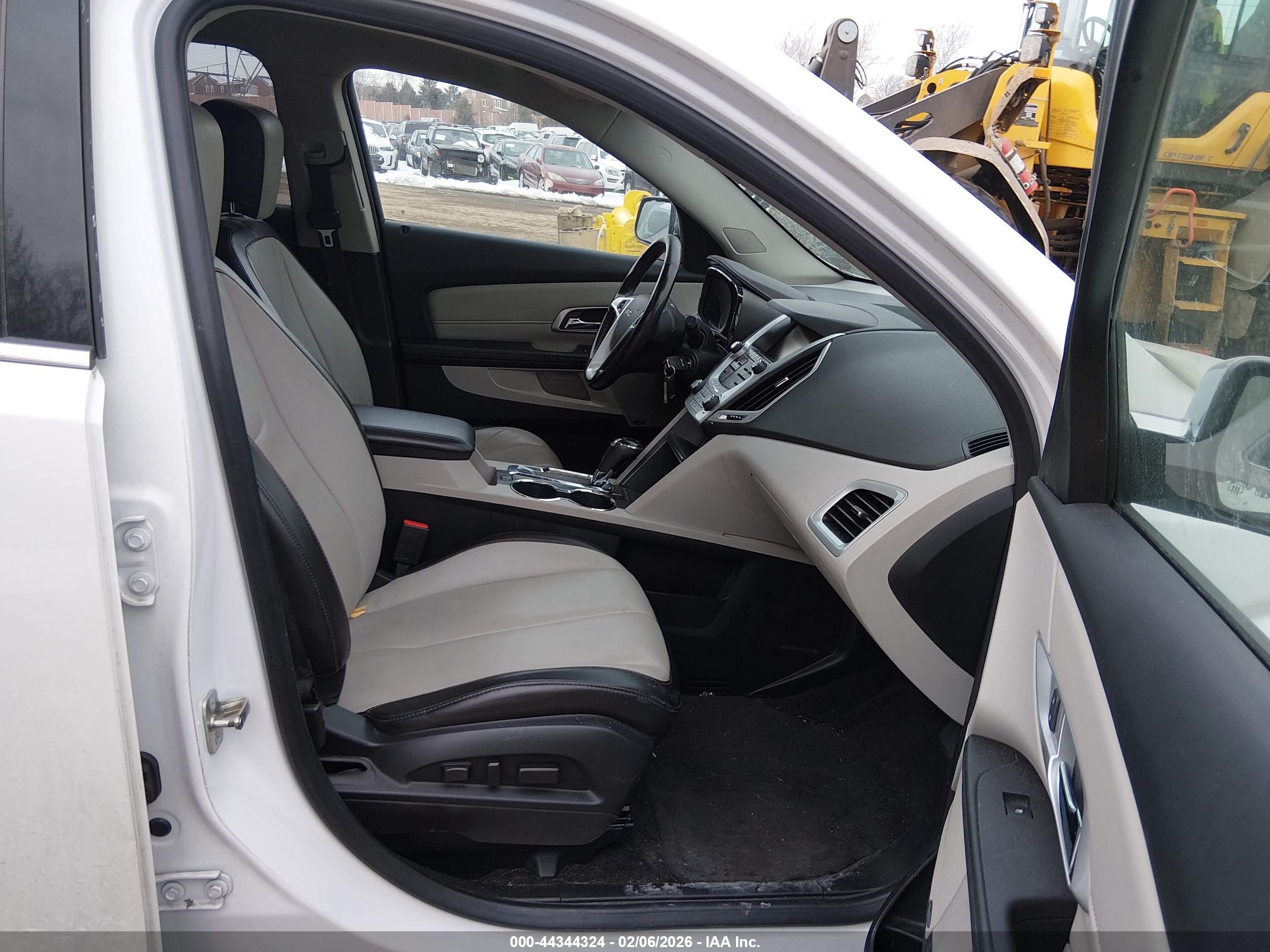 GMC TERRAIN image 5