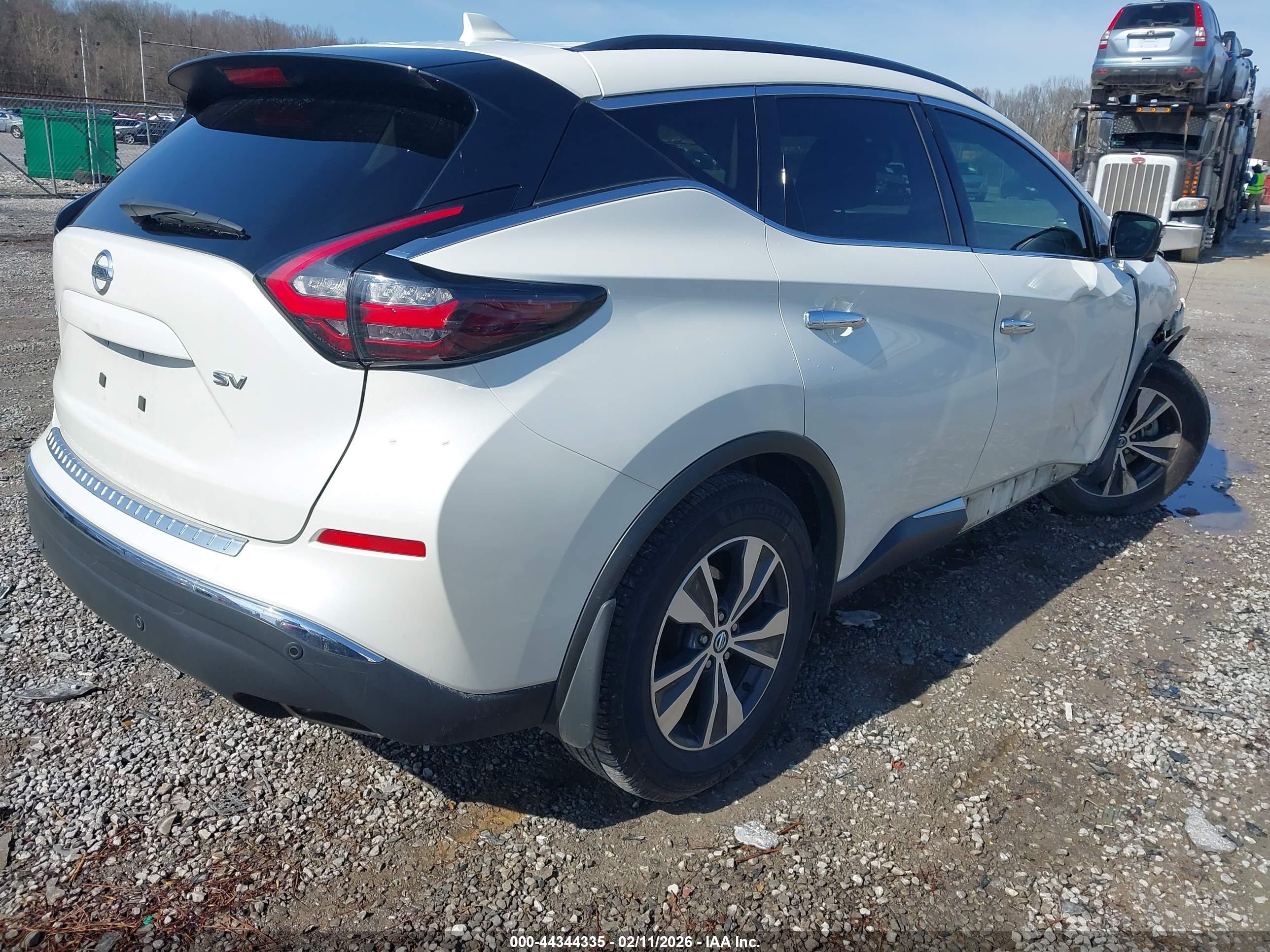 NISSAN MURANO image 4