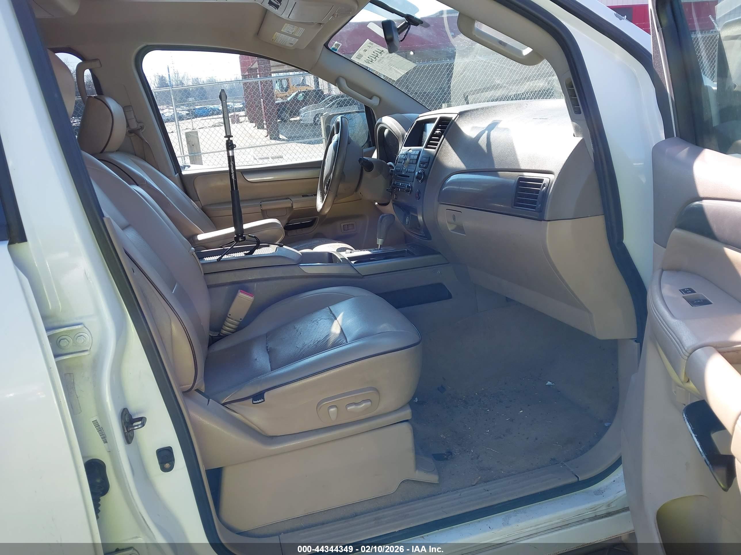 NISSAN ARMADA image 5