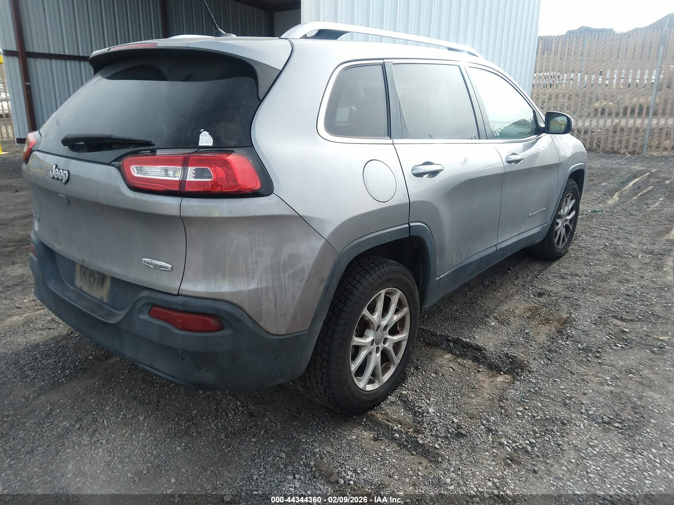 JEEP CHEROKEE image 4