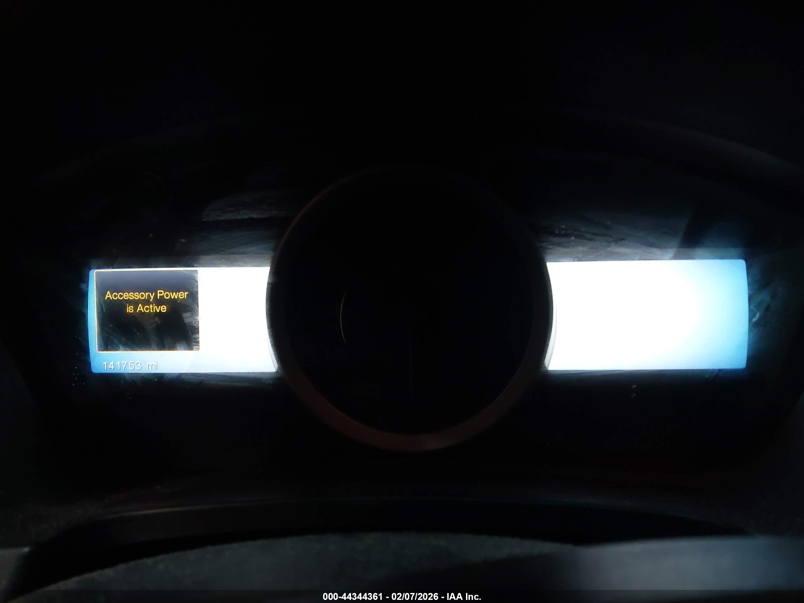 FORD EXPLORER image 7