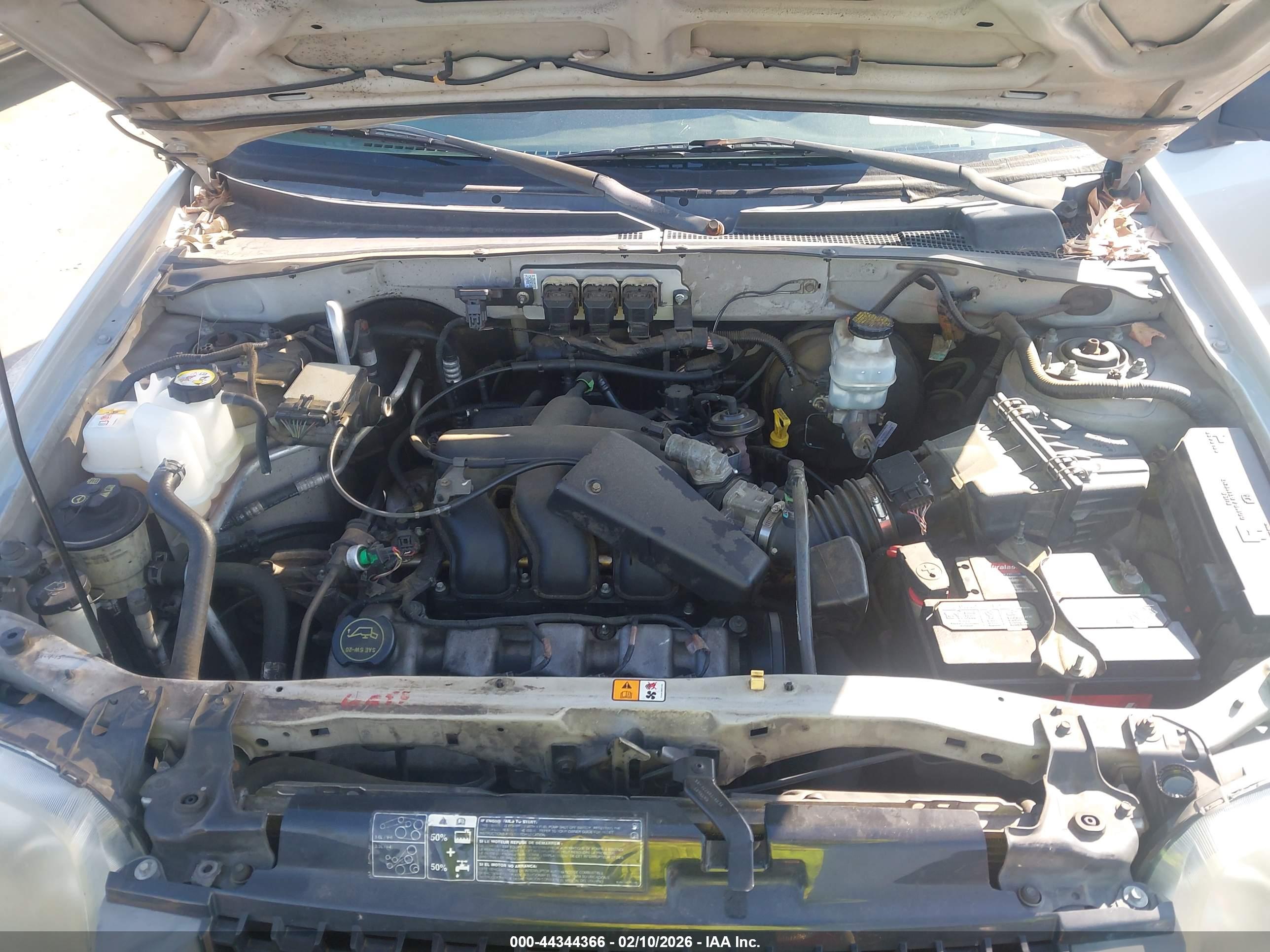 FORD ESCAPE image 10