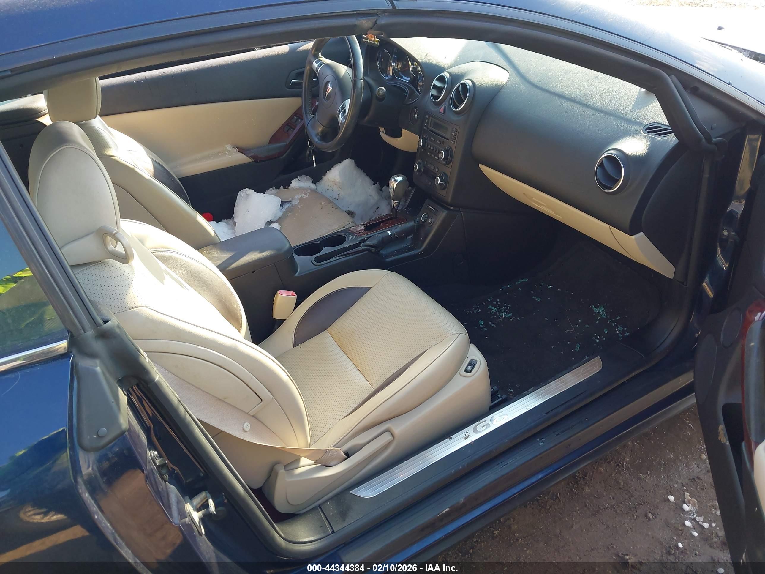 PONTIAC G6 image 5