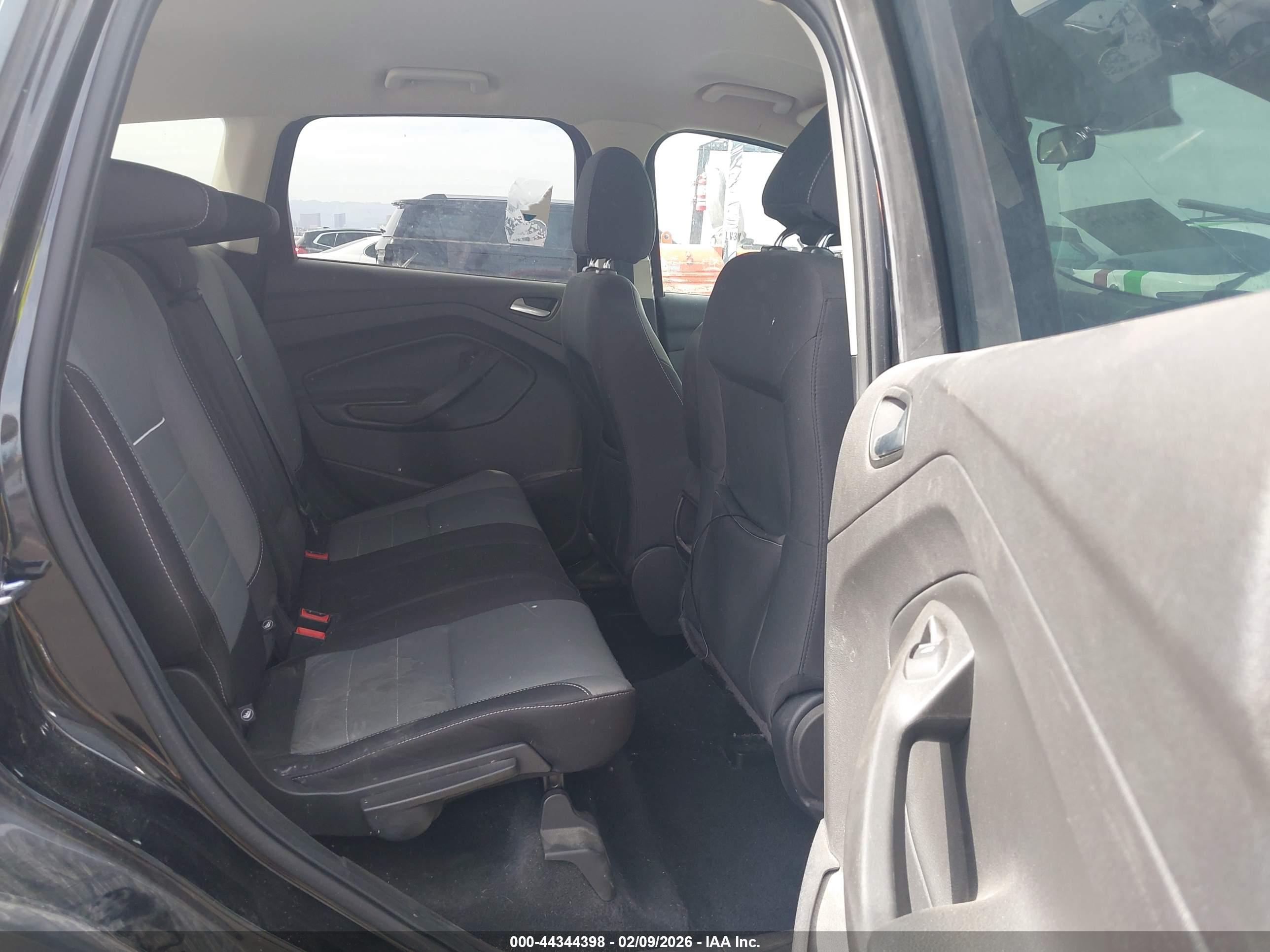 FORD ESCAPE image 8