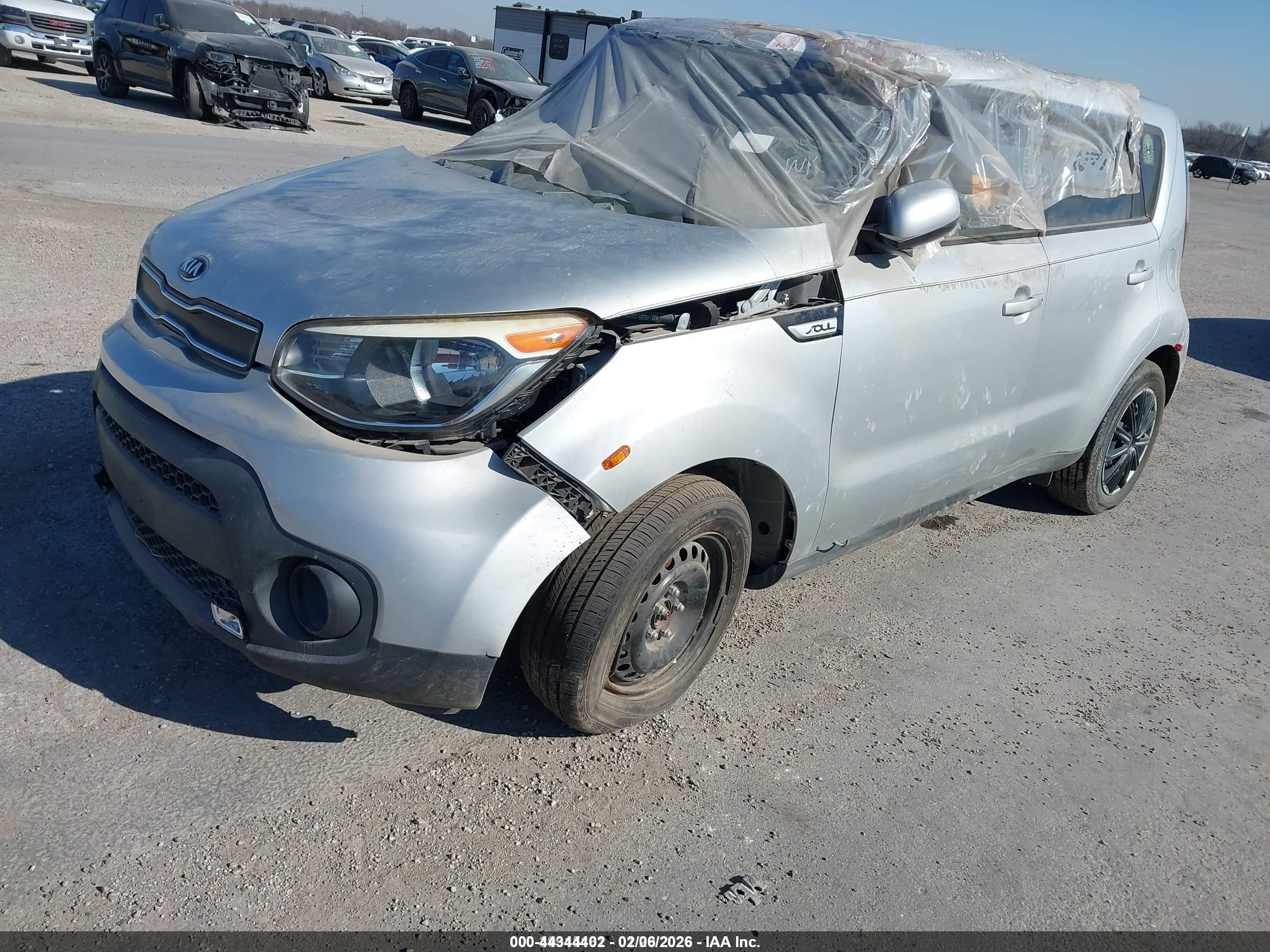 KIA SOUL image 2