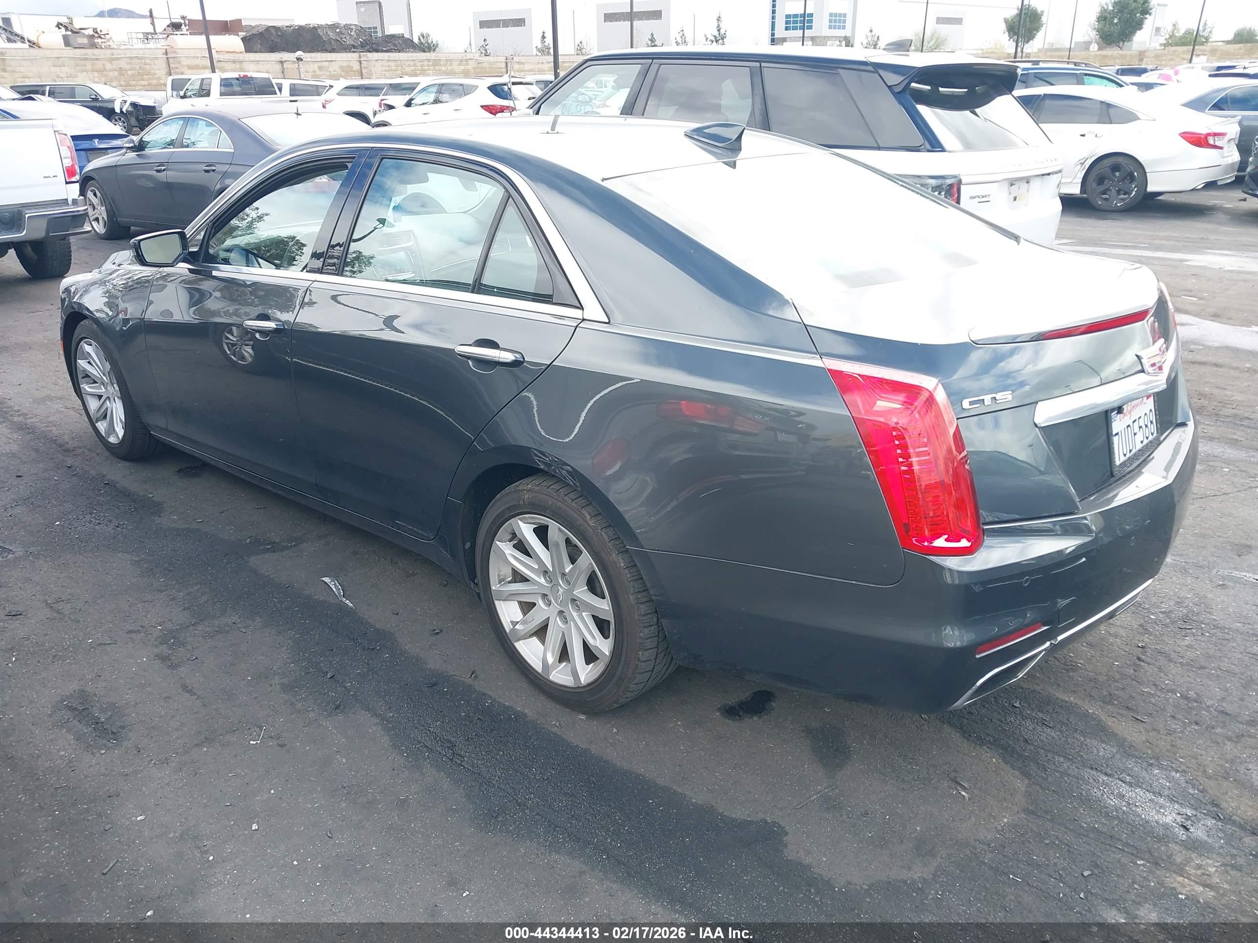 CADILLAC CTS image 3
