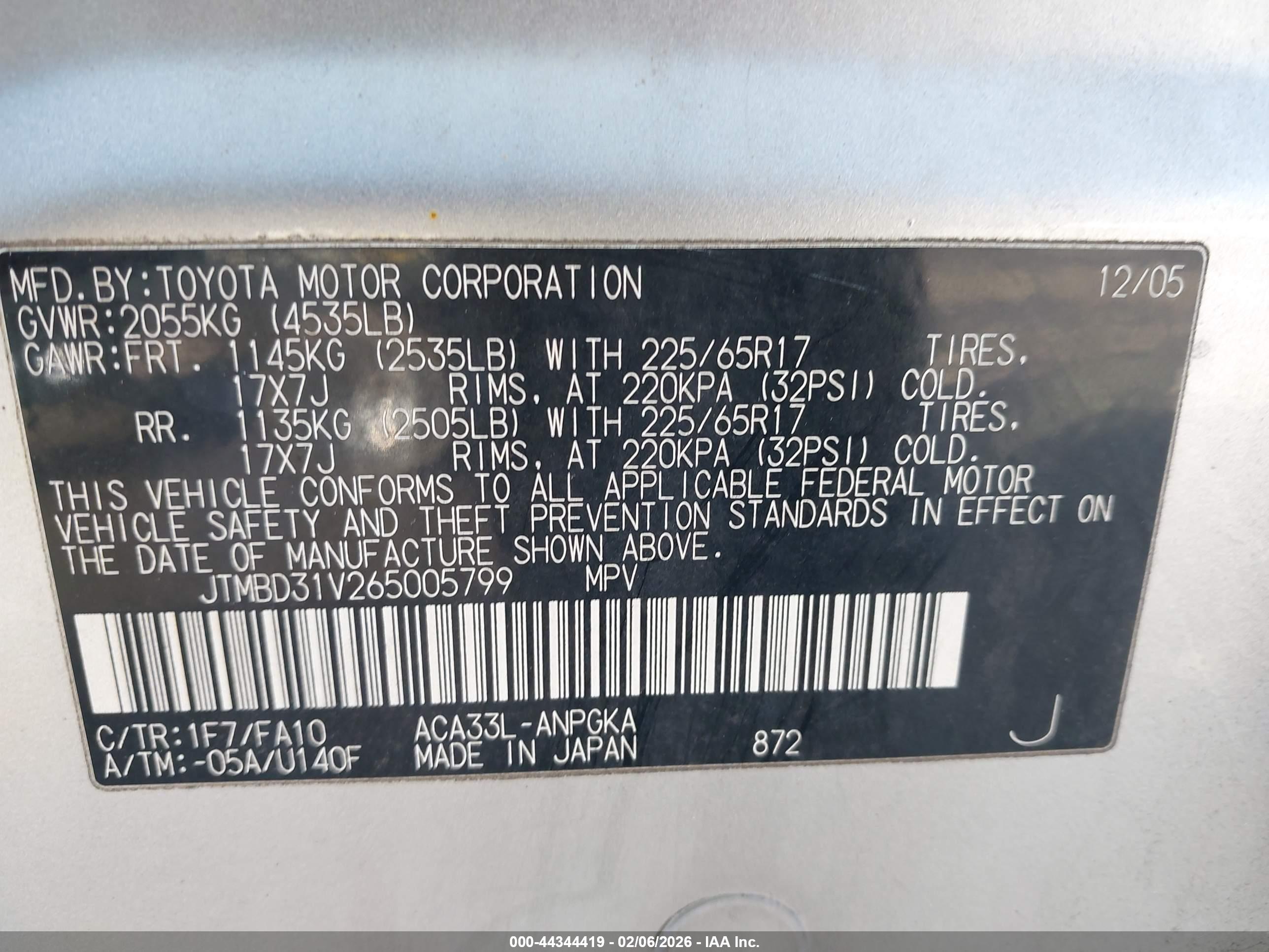 TOYOTA RAV4 image 9