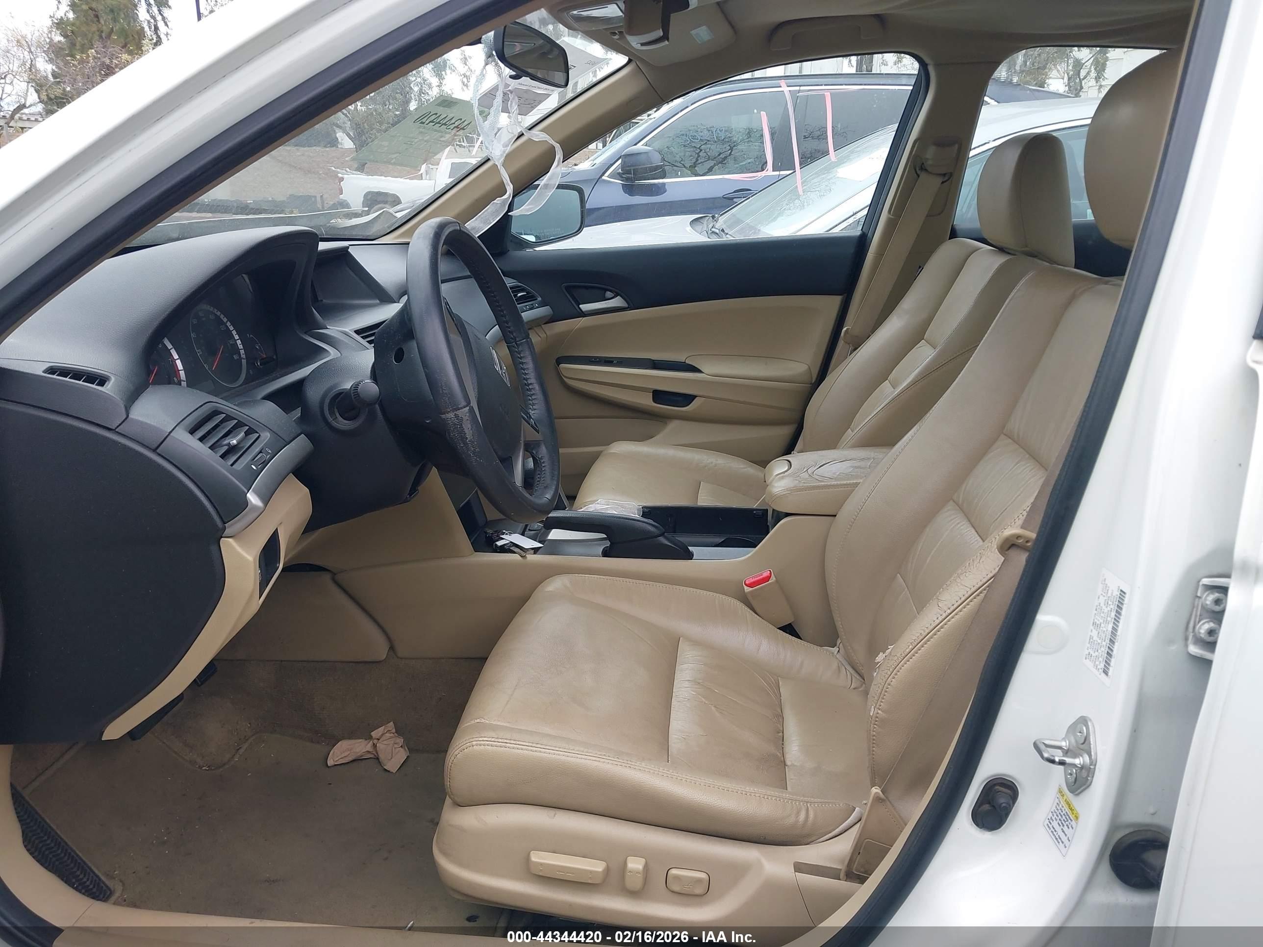 HONDA ACCORD image 5
