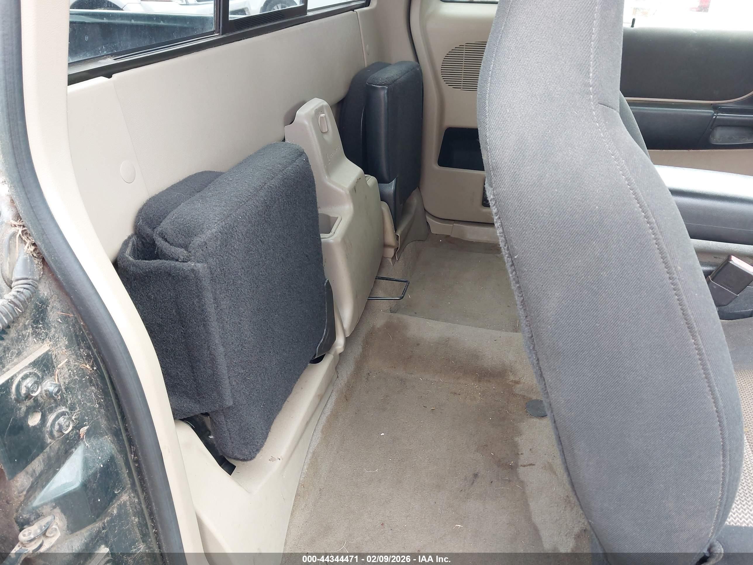 FORD RANGER image 8