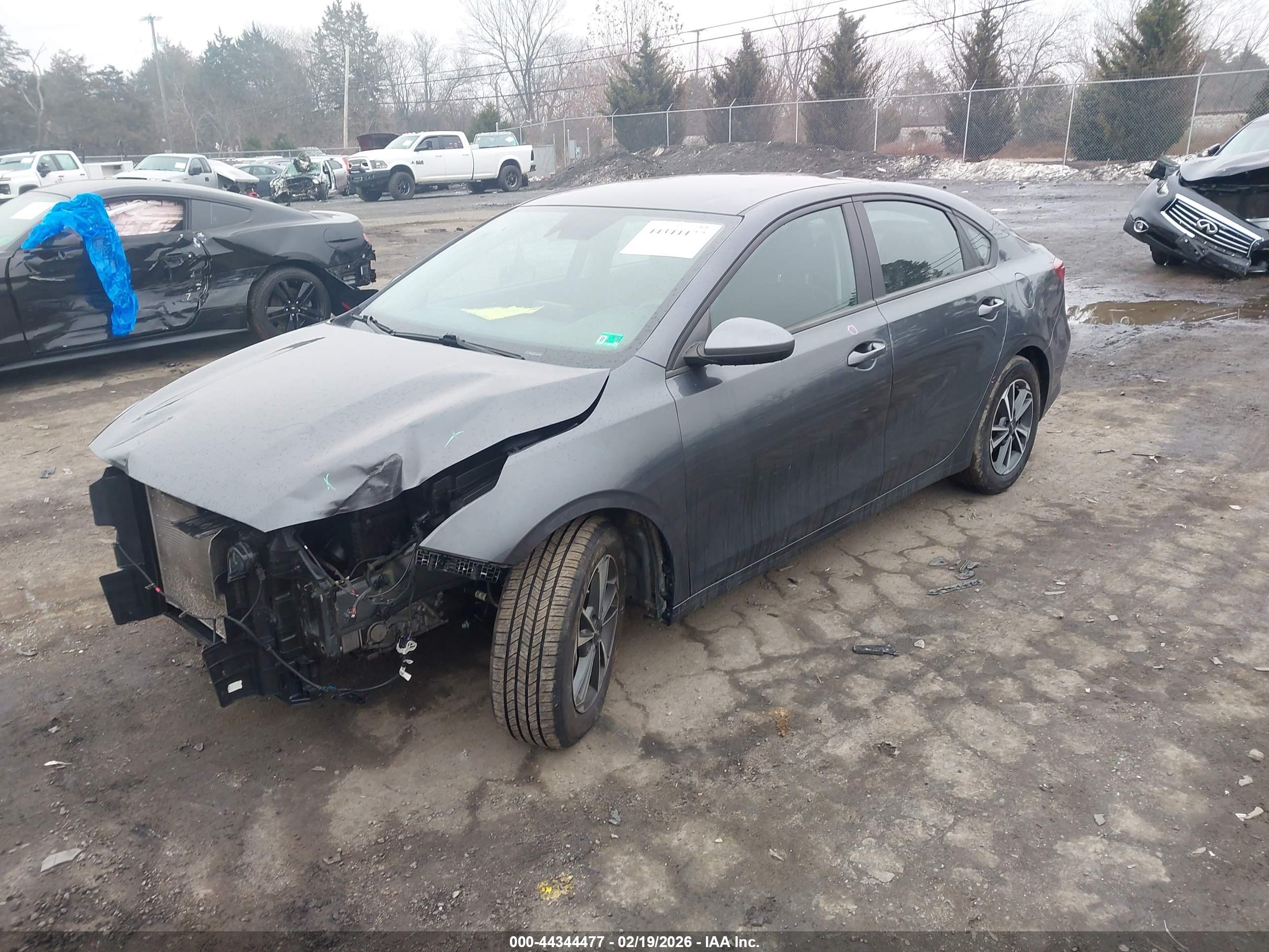 KIA FORTE image 2