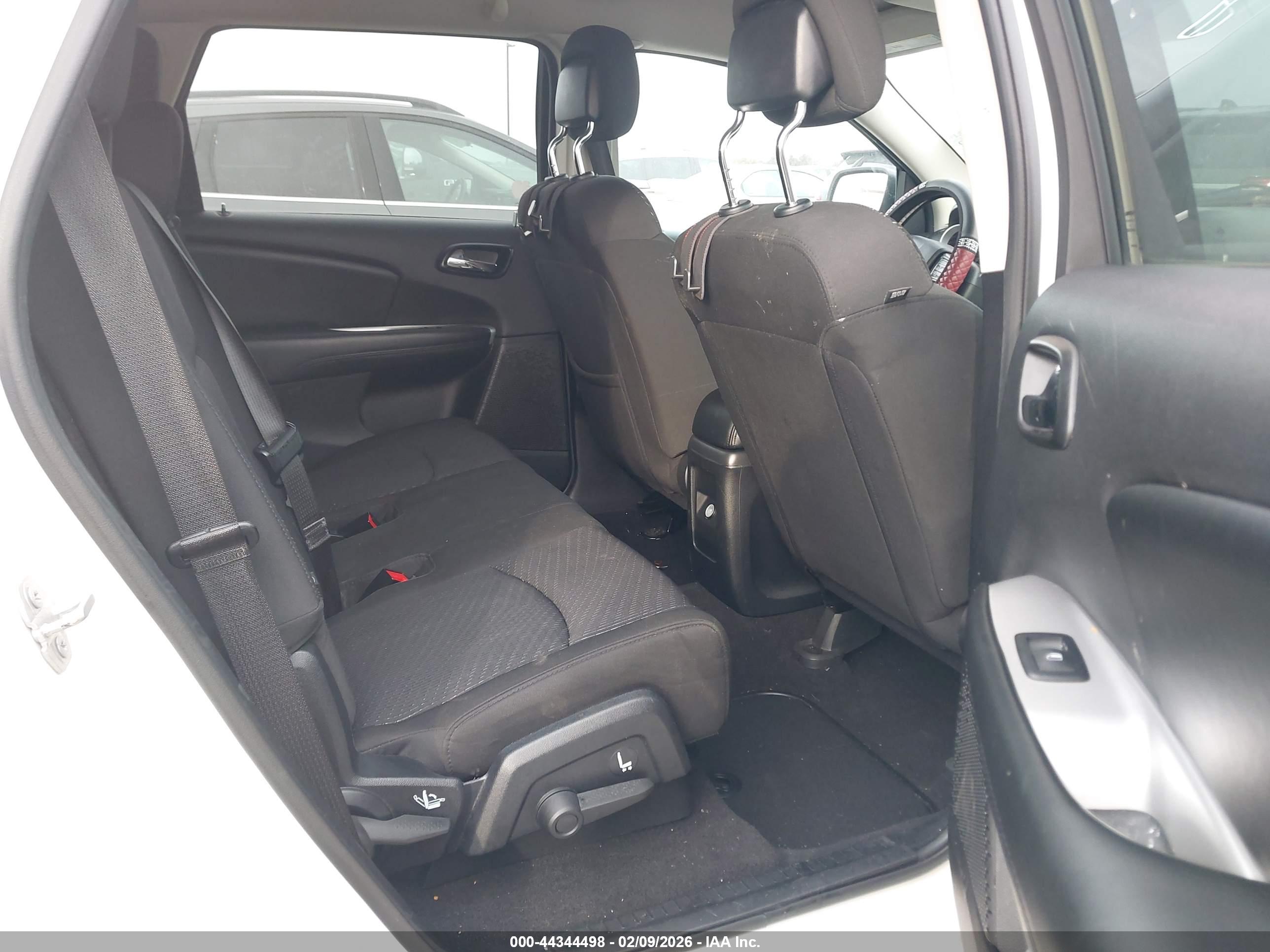DODGE JOURNEY image 8