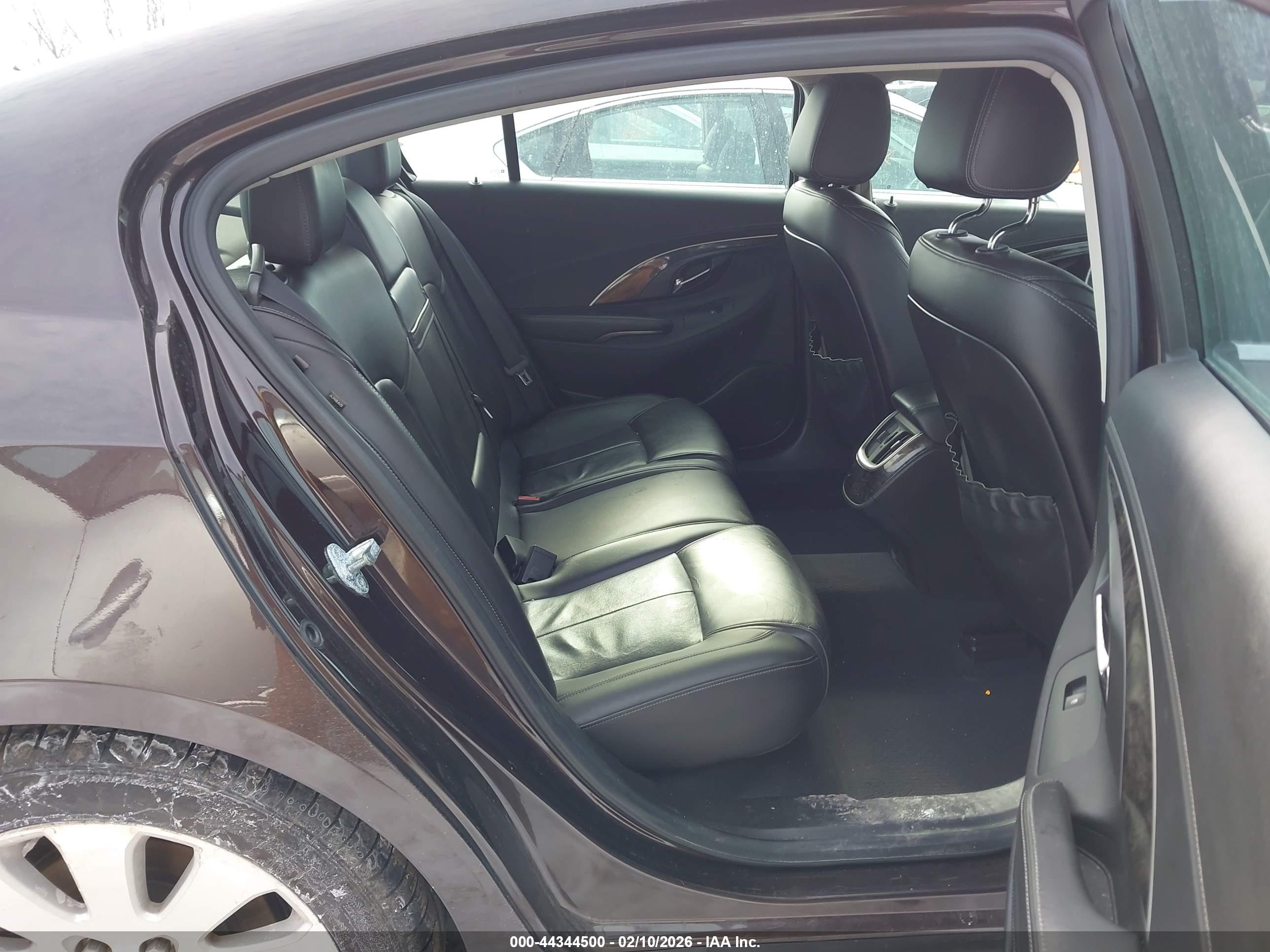 BUICK LACROSSE image 8