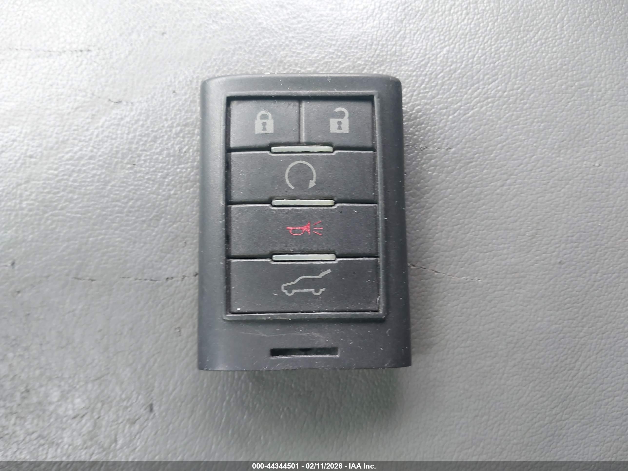 CADILLAC SRX image 11