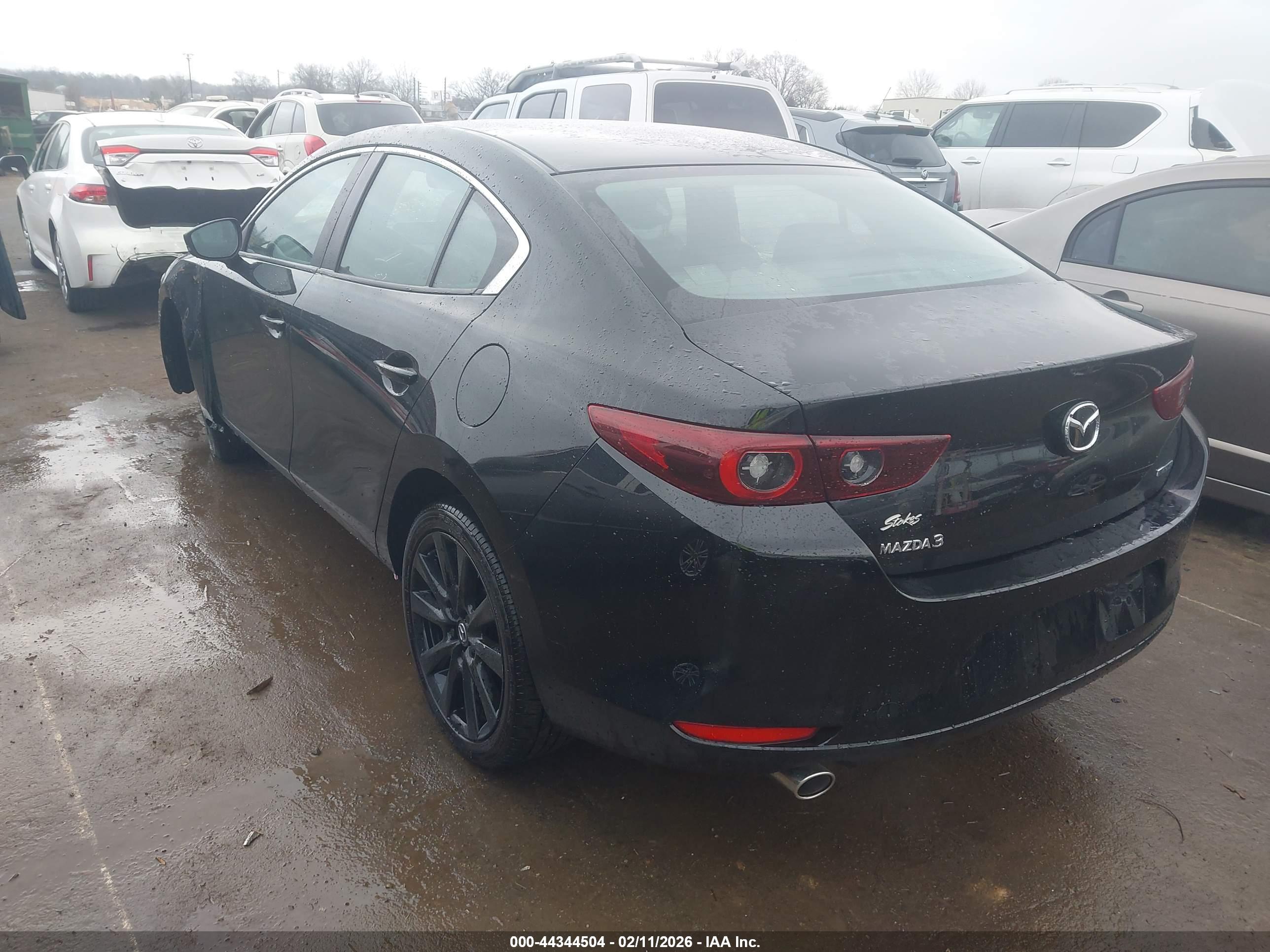 MAZDA MAZDA3 image 3