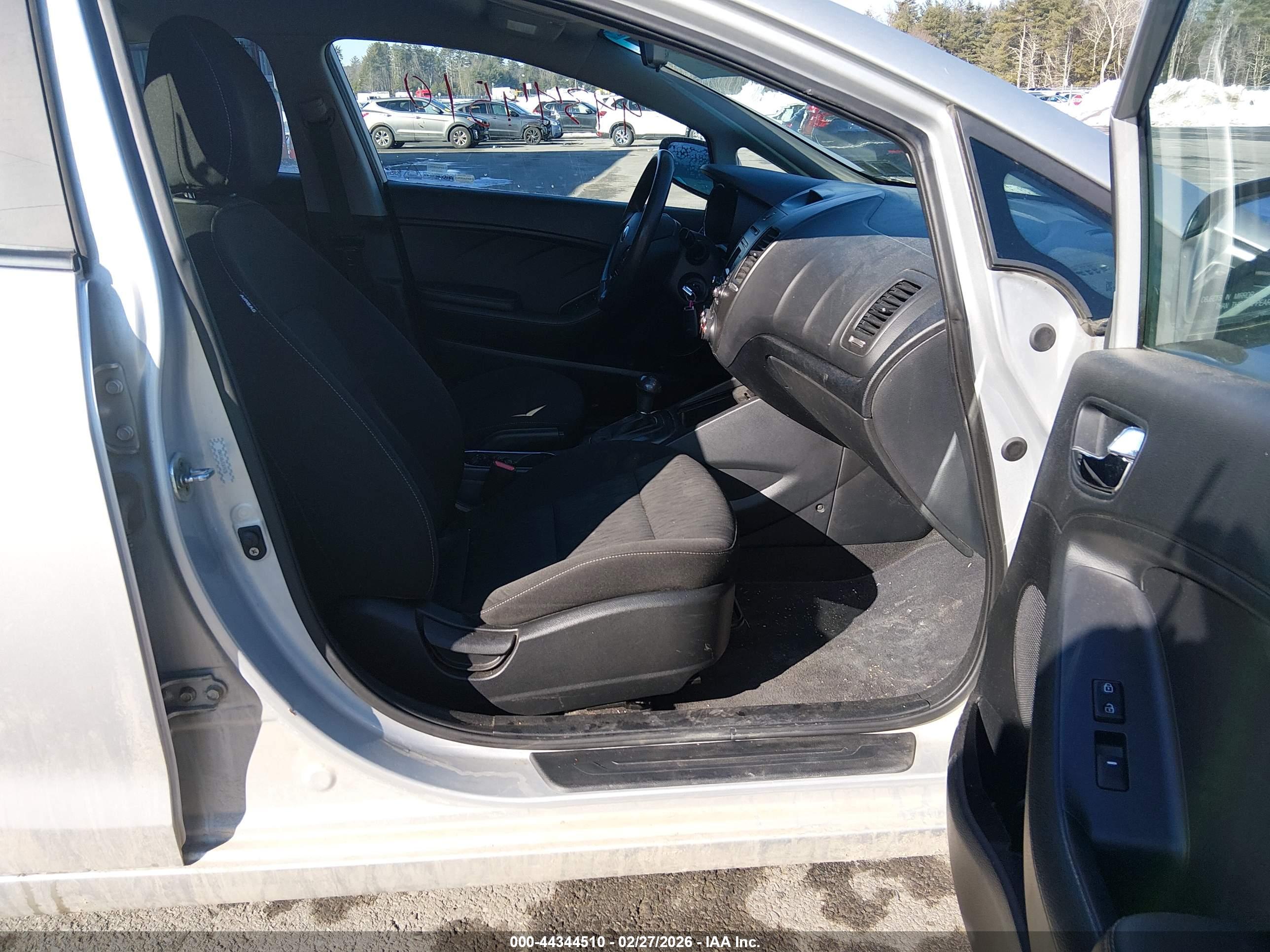 KIA FORTE image 5