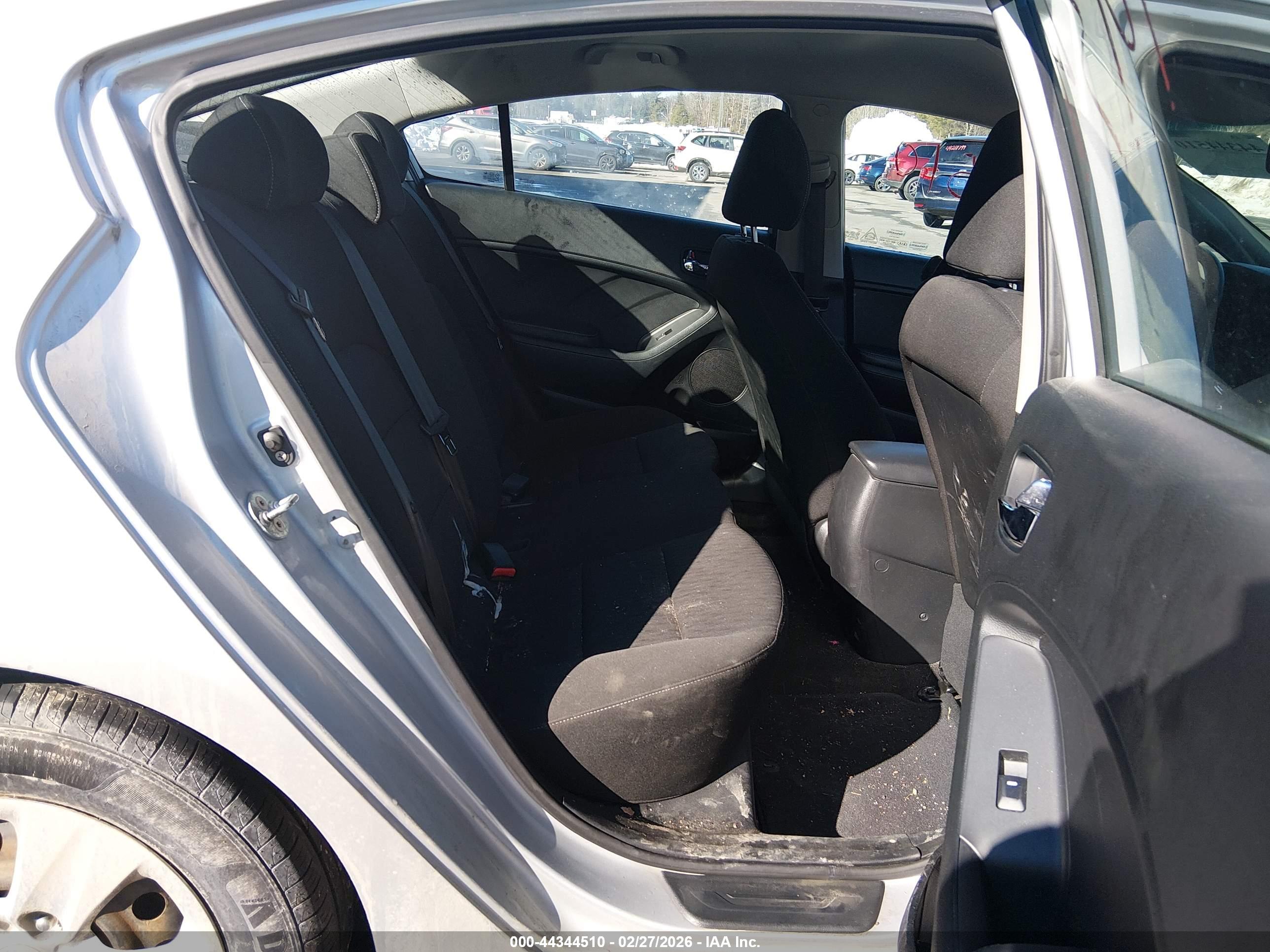 KIA FORTE image 8